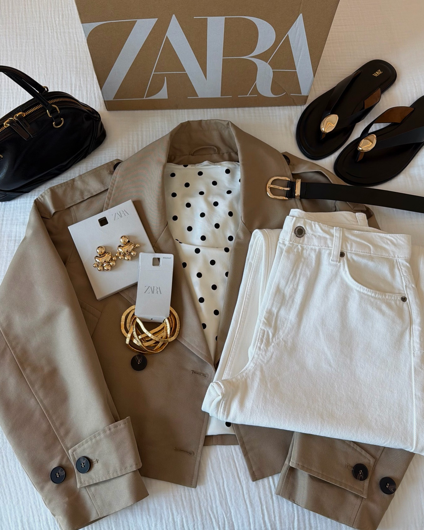 ZARA NEW-IN OUTFIT INSPO FOR EARLY FALL🍂🧸✨ I’m wearing size EU 34 in the jeans, size XS in the trench coat and size S in the top 🙌🏻 I’m 1,70m tall for reference 🤍

#LTKFashionMonth #LTKautumn #LTKstyletip