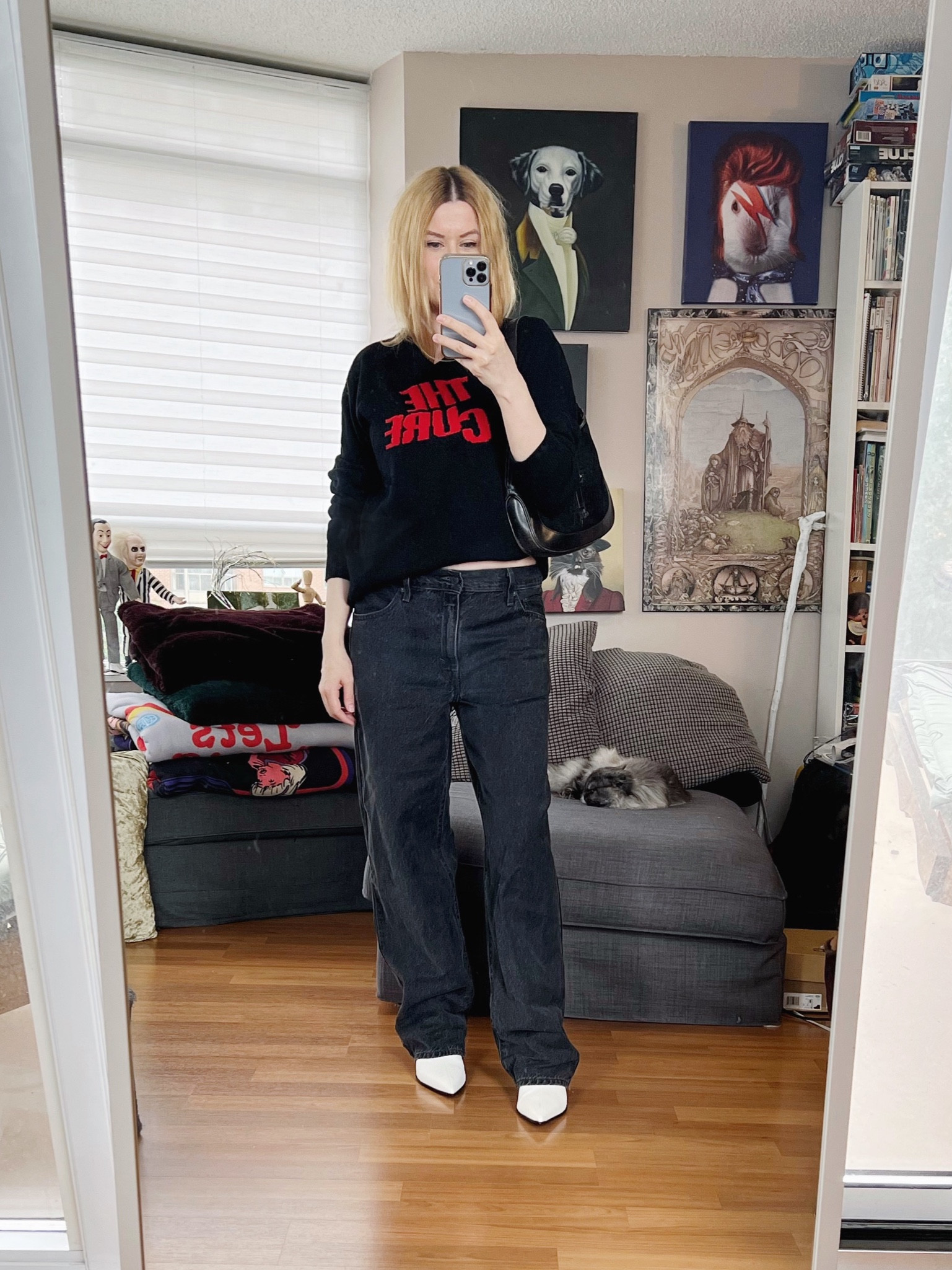 I love this sweater. Wear what you love. That is all.
Bag is vintage.
•
.  #falllook  #torontostylist #StyleOver40  #secondhandFind #fashionstylist #FashionOver40  #vintagegucci #guccijackie #thecure #MumStyle #genX #genXStyle #shopSecondhand #genXInfluencer #WhoWhatWearing #genXblogger #secondhandDesigner #Over40Style #40PlusStyle #Stylish40s #styleTip  #secondhandstyle 


#LTKshoecrush #LTKover40 #LTKstyletip