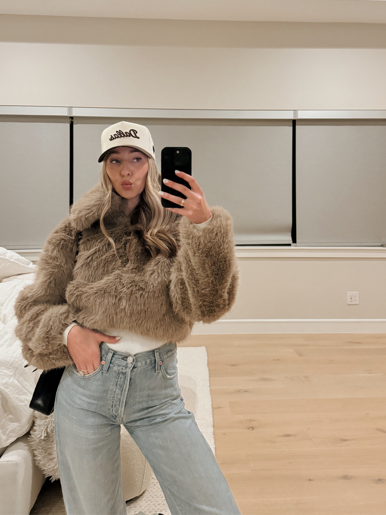 Fall outfit !!! Faux fur jacket + jeans 🤎 Jacket on sale!

#LTKGiftGuide #LTKStyleTip #LTKSaleAlert