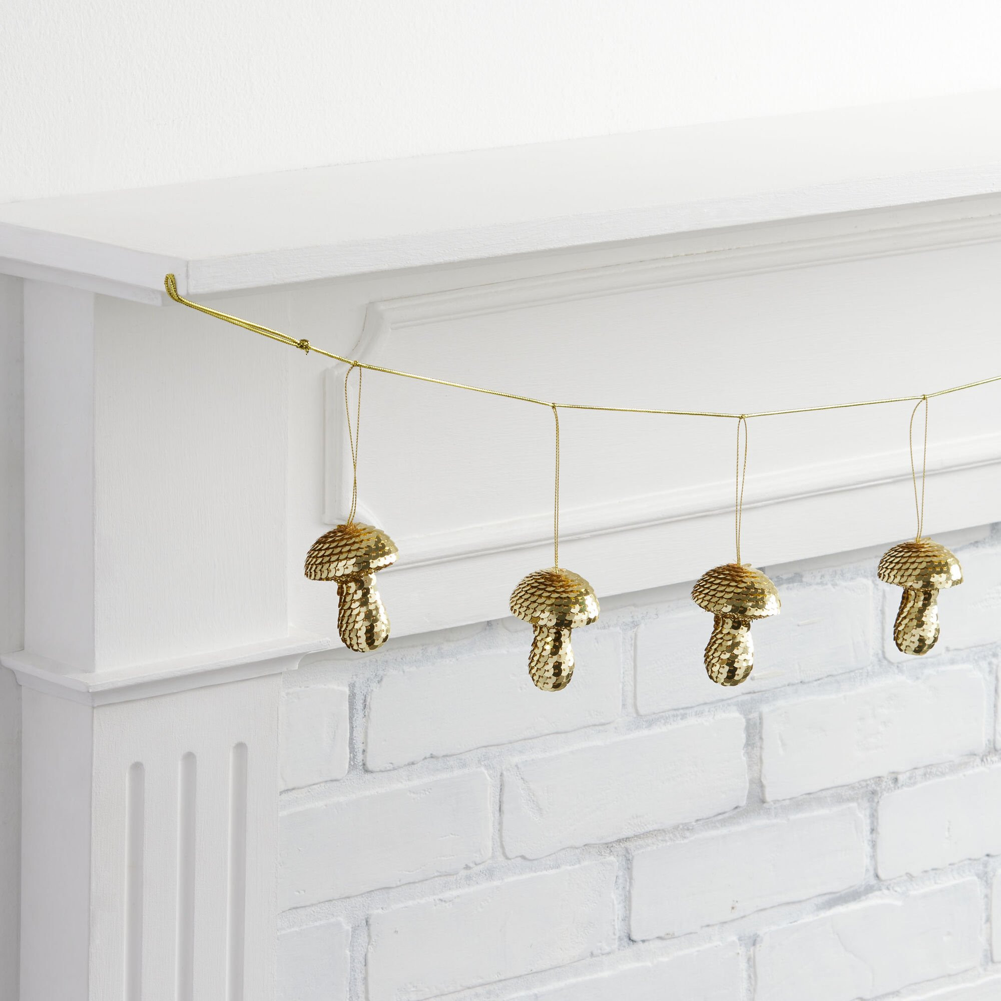 Gold Disco Mushrooms Garland Approx. 48"L x 1.77"D x 2.48"H | Walmart (US)