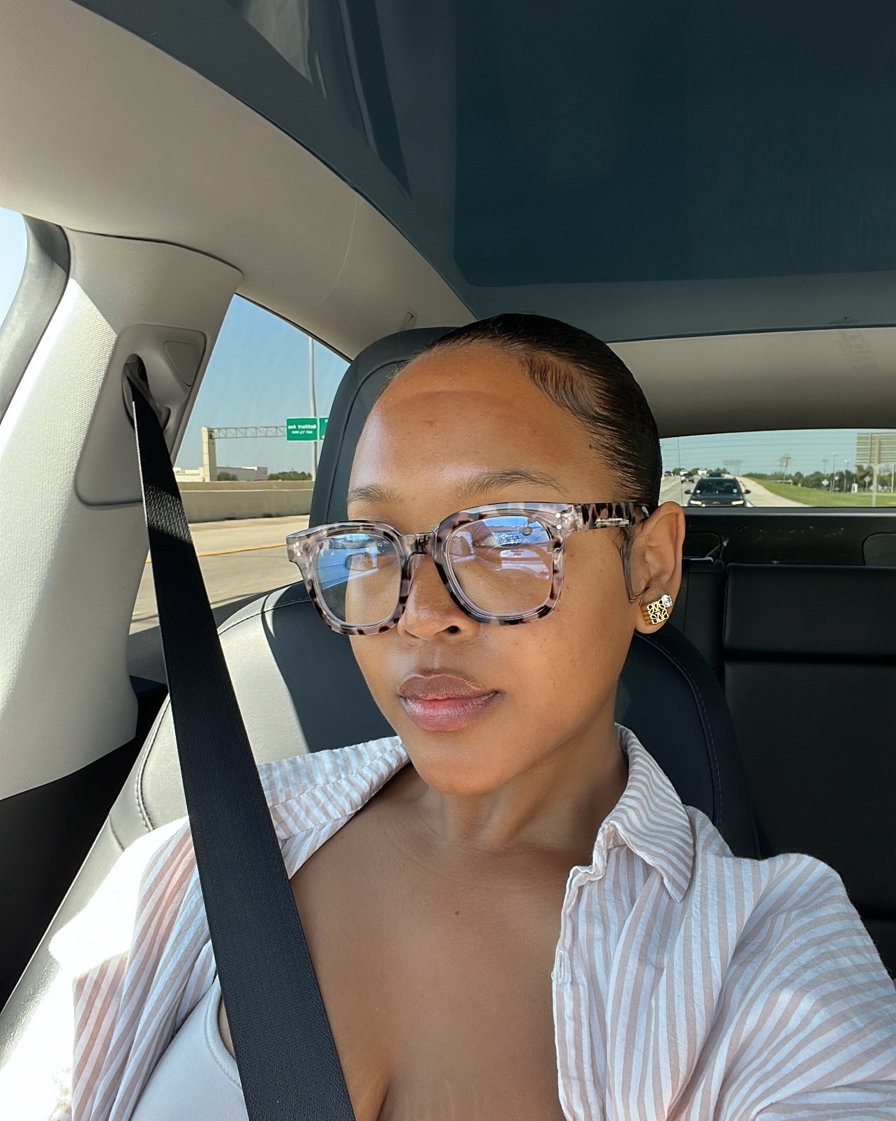 I always get so many questions about these glasses! They are not prescription. They just add a little vibe to each outfit. And their blue light glasses my favorite accessory.

#LTKBeauty #LTKStyleTip #LTKFindsUnder50