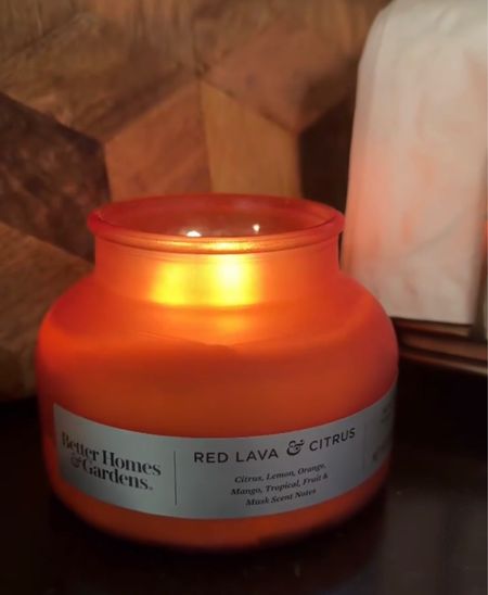 LOVE the smell of this candle! #WalmartPartner #WalmartHome @walmart 