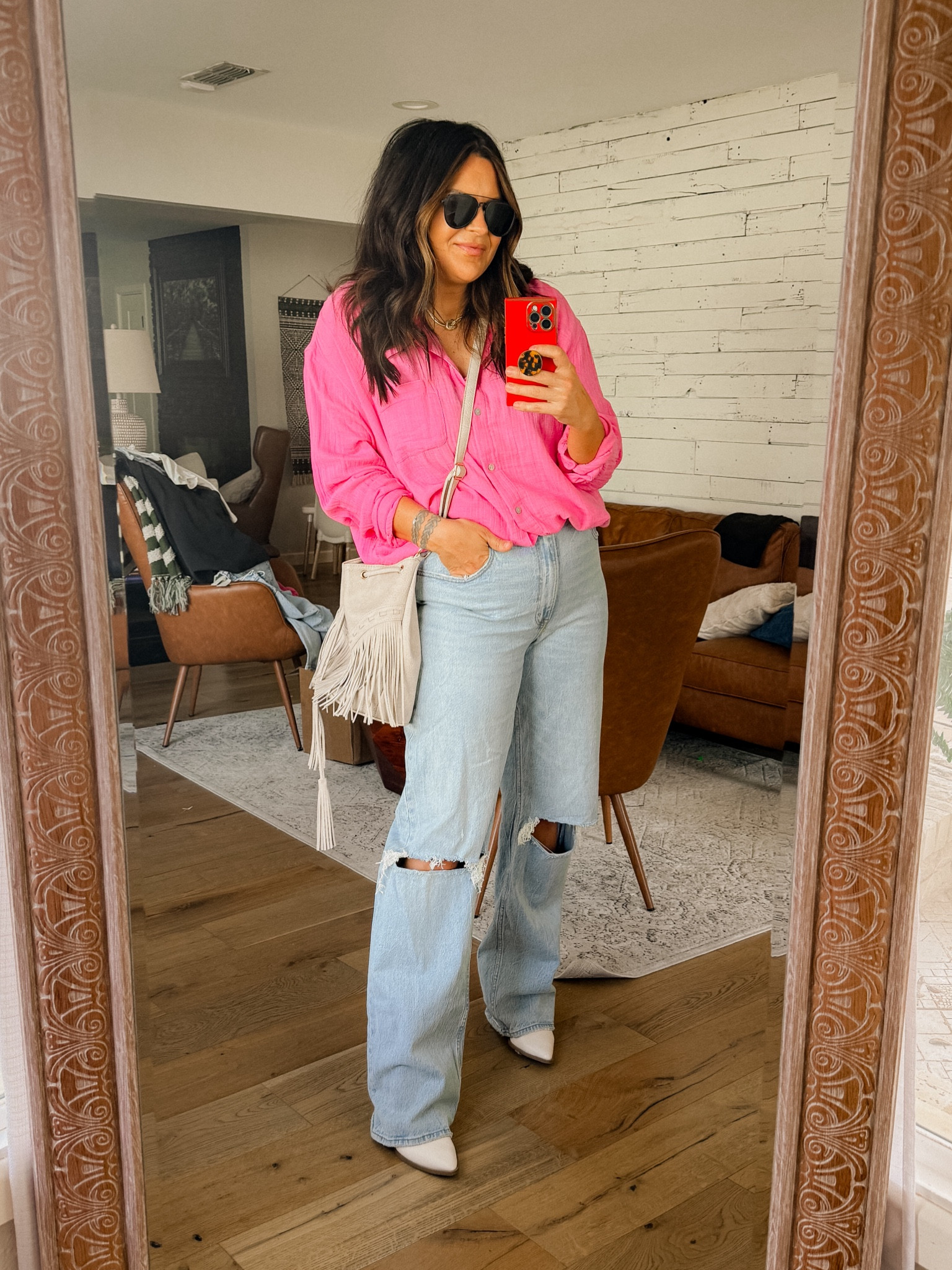 Easy outfit with a pop of color!
These gauze shirts are PERFECT for spring/summer
Wearing an XL
JEANS: true to size (14) I got the XL LENGTH
 

#LTKfindsunder100 #LTKfindsunder50 #LTKmidsize