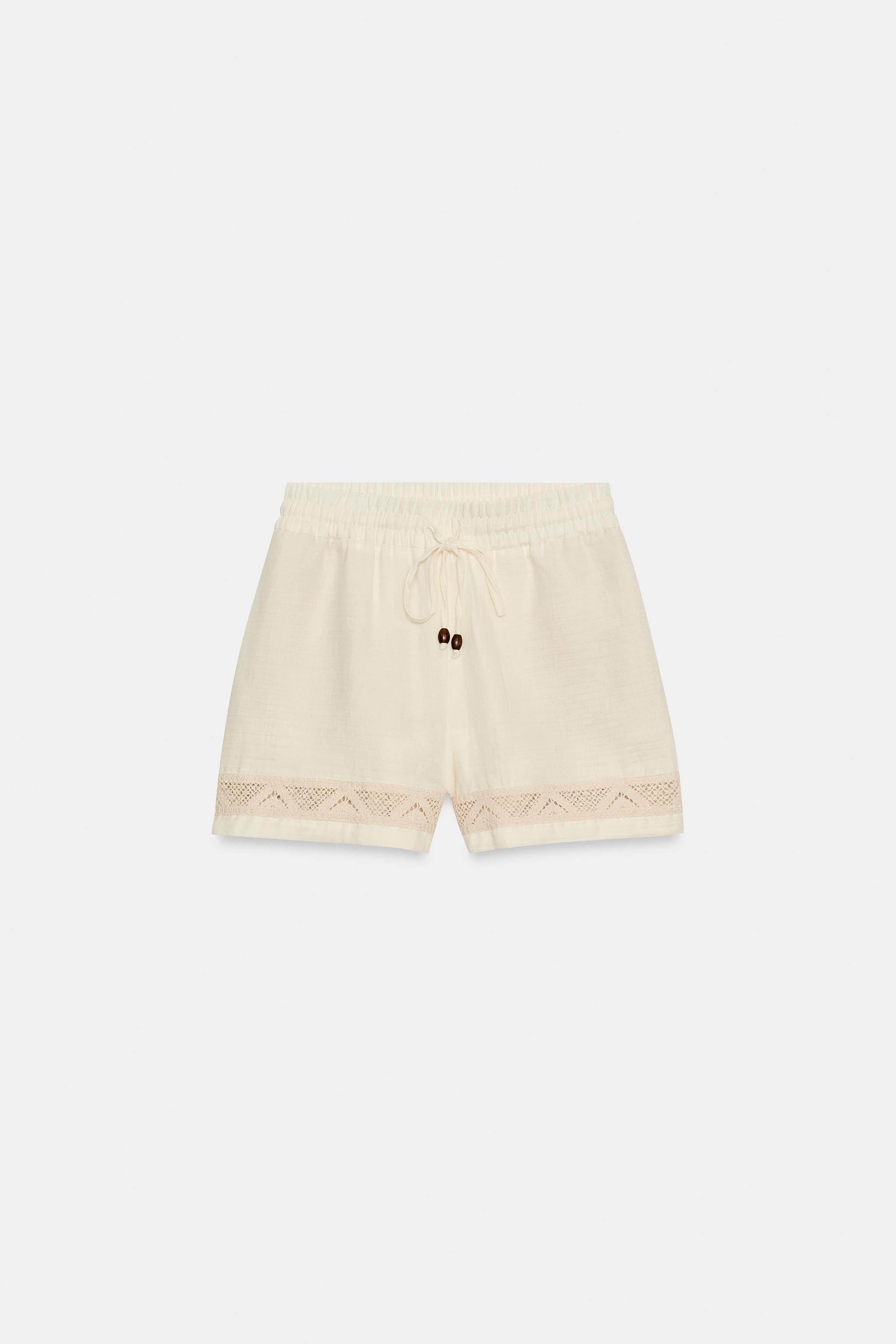 SHORTS MIT STICKEREI UND ELASTISCHEM BUND | Zara DE