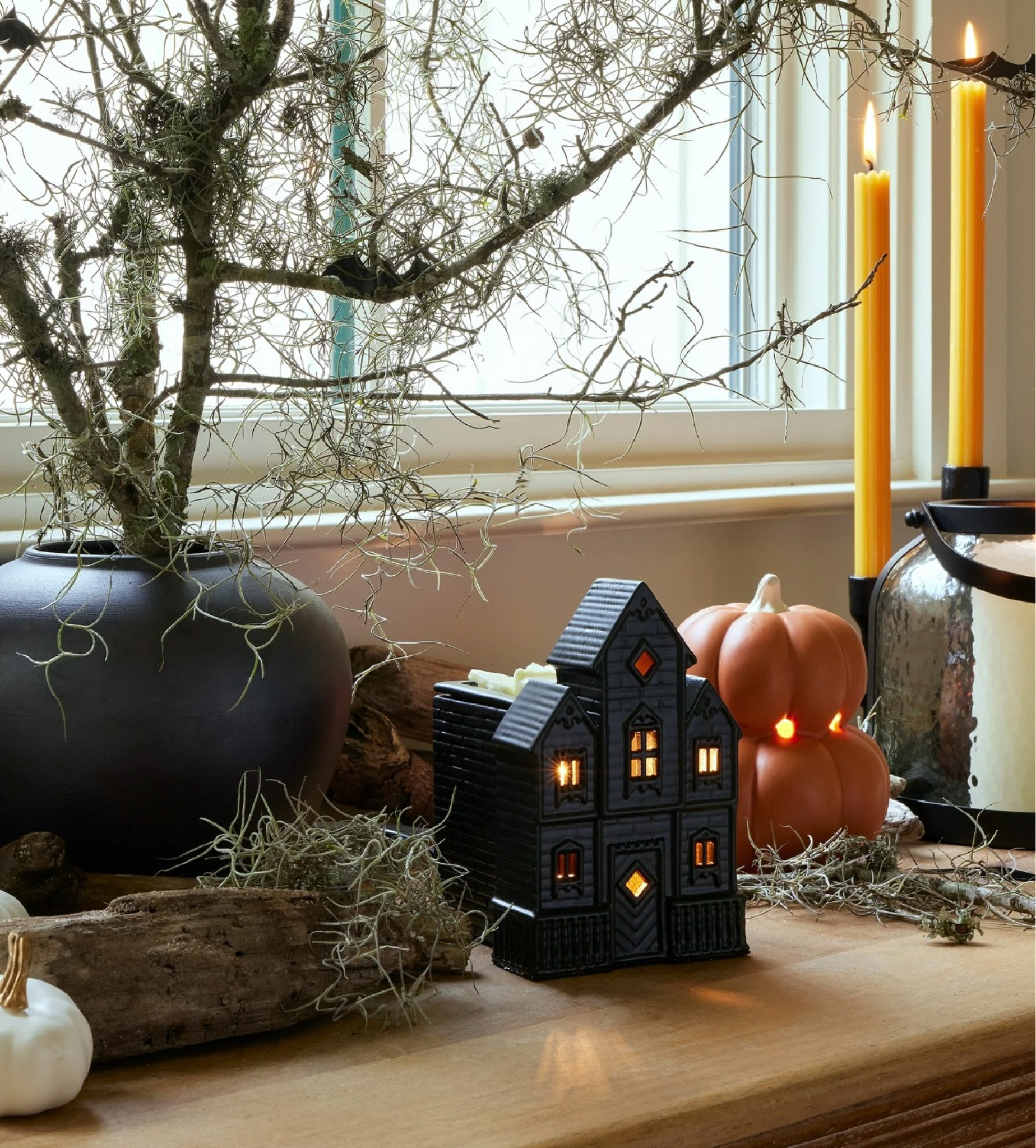 Halloween Haunted House Wax Warmer 

#LTKSeasonal #LTKFallSale #LTKHalloween