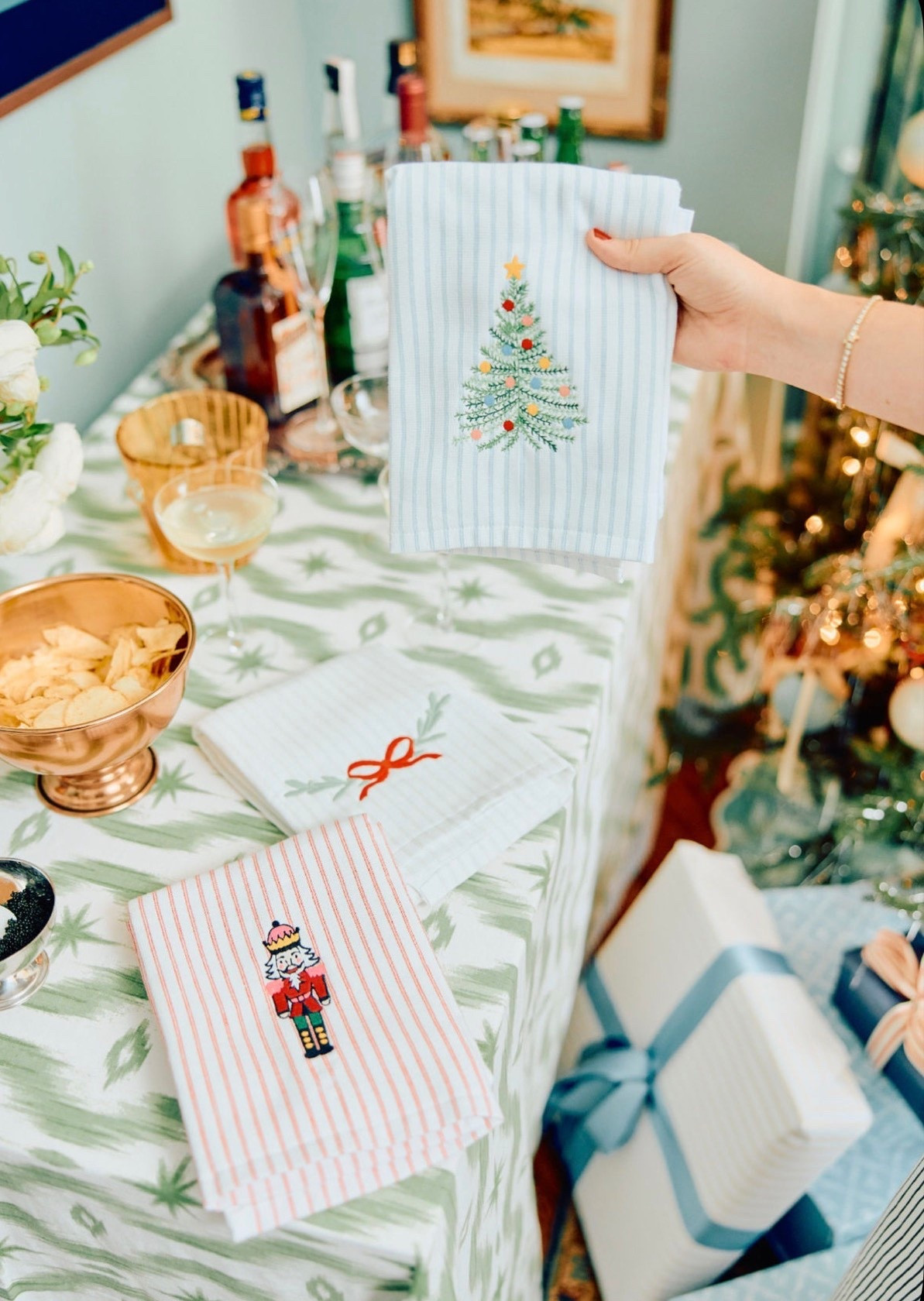 Whether you’re shopping luxury gifts for your list or festive favorites for the home, there’s SO many goodies!!!✨🎄

These embroidered kitchen towels bring a playful touch to your kitchen🎄 With endless embroidery options, you can add cheeky sayings, festive icons, or personalized initials🤍

#christmas #christmasdecor #christmasdecorations #decor #decorations #holiday #holidaydecor #christmastree #grandmillennial #grandmillenial #grandmillennialstyle #grandmillennialdecor #style #classic #classicstyle #classicdecor #timeless #timelessstyle #timelessdecor #holidayvignette #holidaystyle #embroidery #embroidered #custom #housewarming #housewarminggift #hostess #hostessgift #gift #giftidea #giftguide #christmasgift #sale #salealert #deal #dealoftheday  

#LTKHoliday #LTKHome #LTKGiftGuide