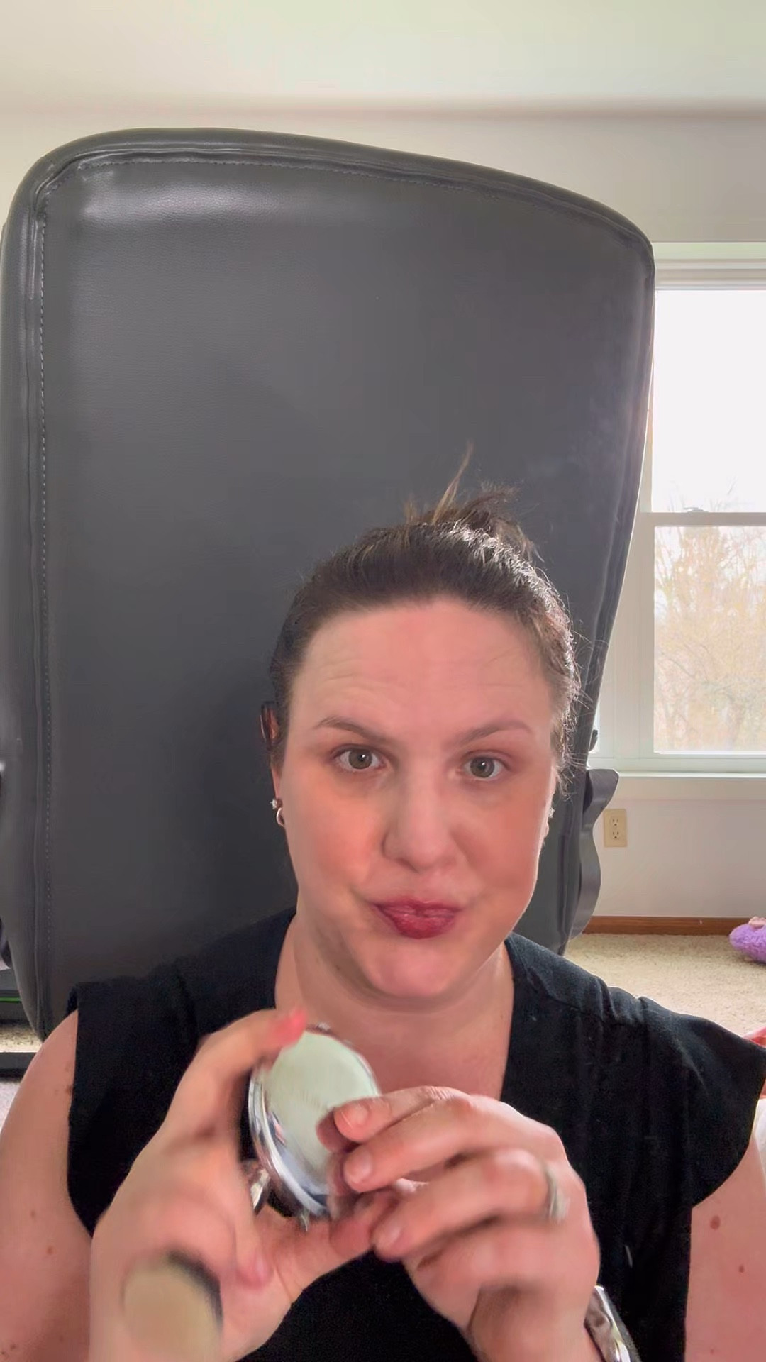 Laura Mercier Translucent Loose Talc-Free Setting Powder Ultra-Blur, 16HR Hydrating Wear, Natural Finish, Hyaluronic Acid-Infused, Normal to Dry & Mature Skin, Mint Green Shade Color Corrects Redness 

#LTKBeauty #LTKselfcare