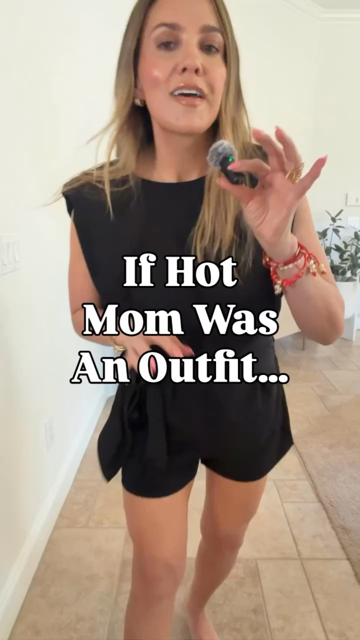 If hot mom was an outfit… it would definitely be this one!