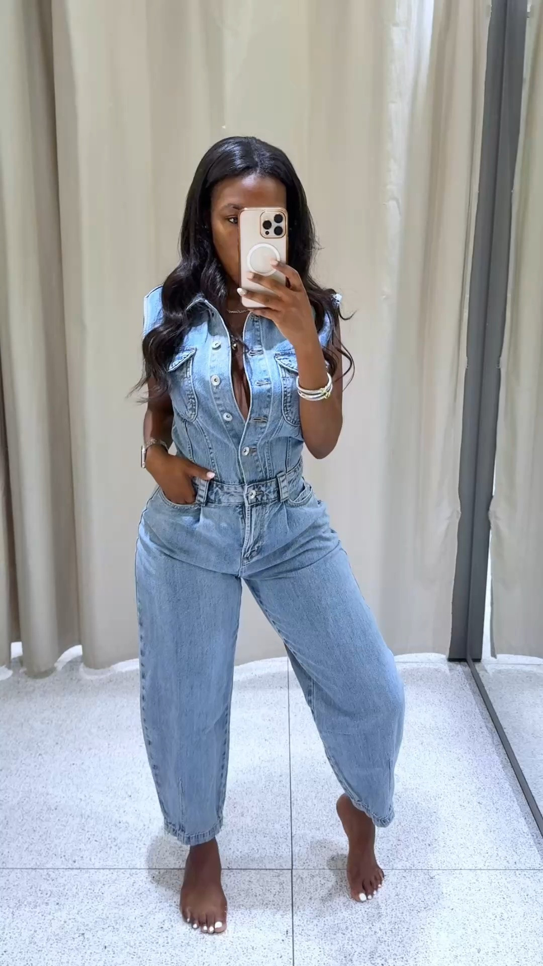 @Zara for the win with this denim barrel jumpsuit!! Please tell me it’s a must for the spring summer looks.

#LTKOver40 #LTKmomlife #LTKxMadewell