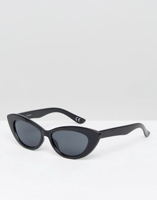 ASOS – Kleine Sonnenbrille mit spitzem Katzenaugendesign | ASOS DE