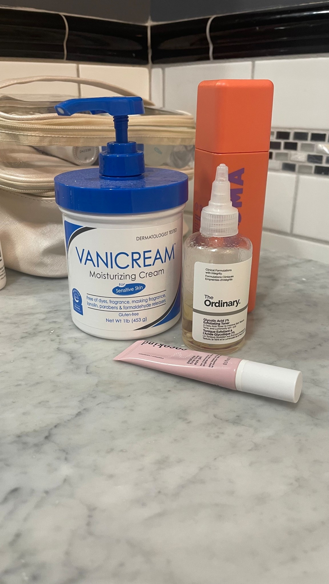 Skin cycling step 1 (pregnancy safe)
EXFOLIATE
The Ordinary Glycolic Exfoliating toner
Buonomo Hydrating toner 
Vanicream Moisturizer 
Coco kind eye cream

#LTKBeauty
