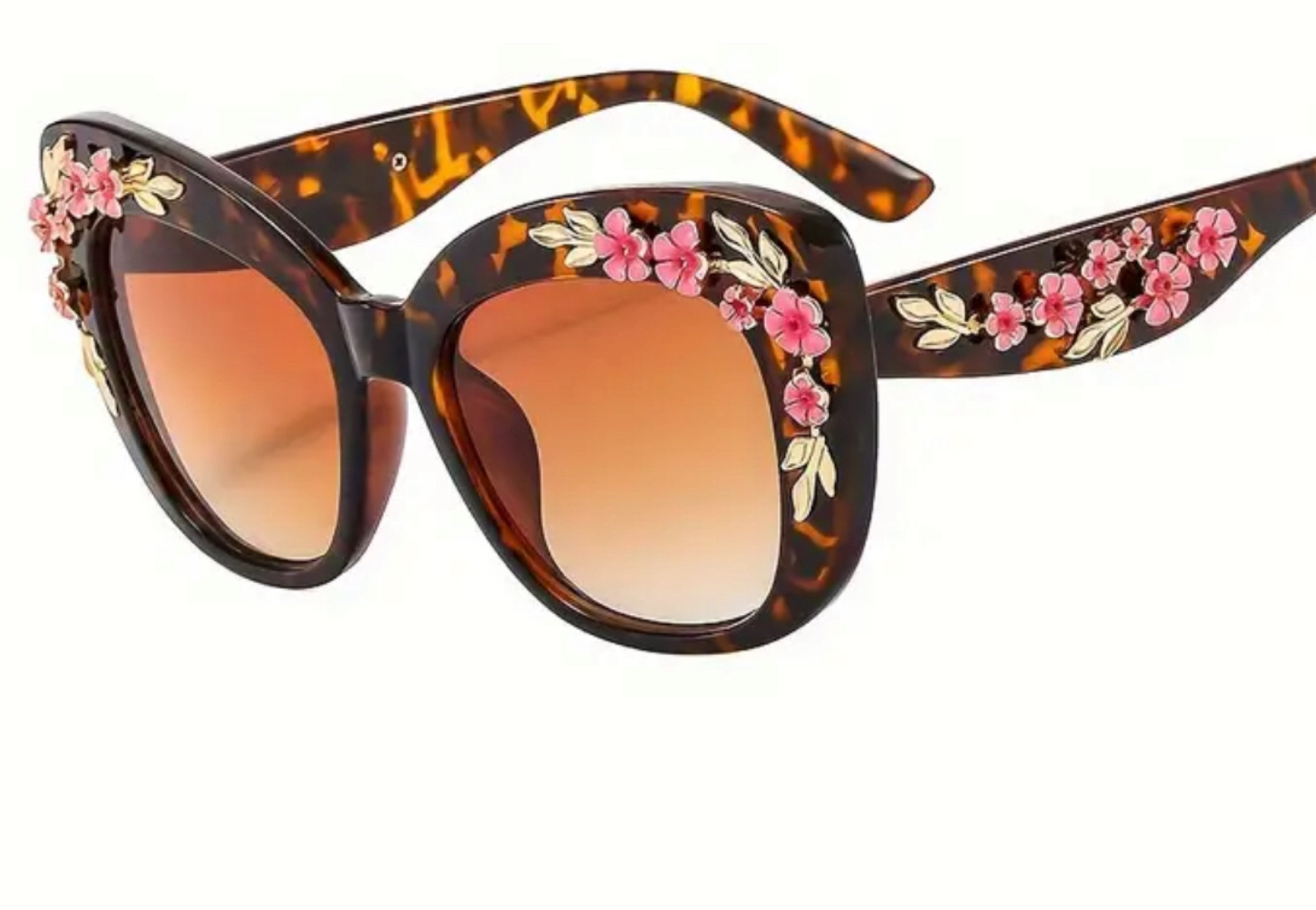 Gorgeous vintage summer floral shades sure to make your heart wound whenever you wear these beauties! Available in a multitude of colors, too gorgeous to get just one pair!

#LTKFindsUnder50 #LTKSeasonal #LTKSummerSales