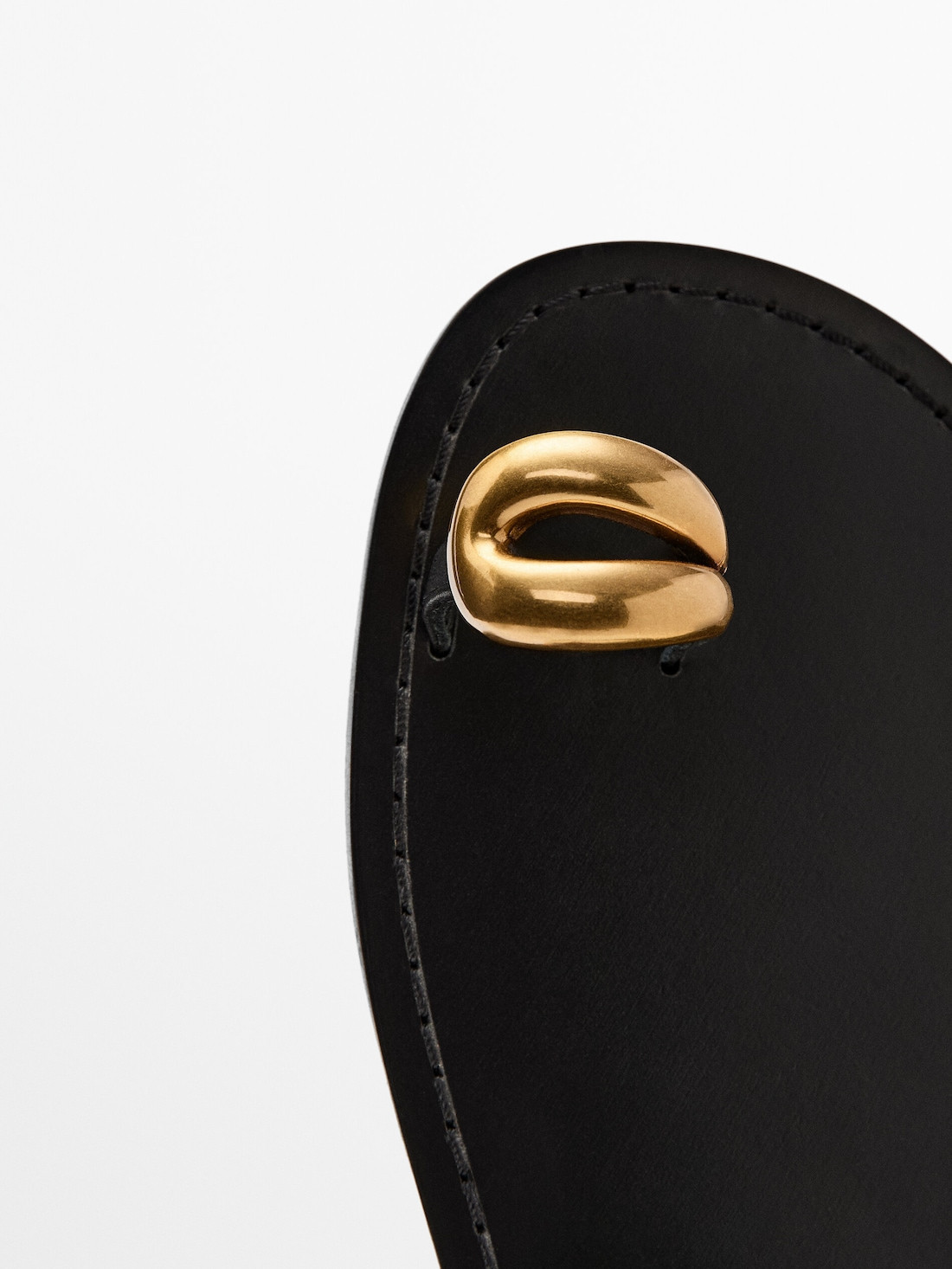 Flat sandals with metallic embellishment | Massimo Dutti UK