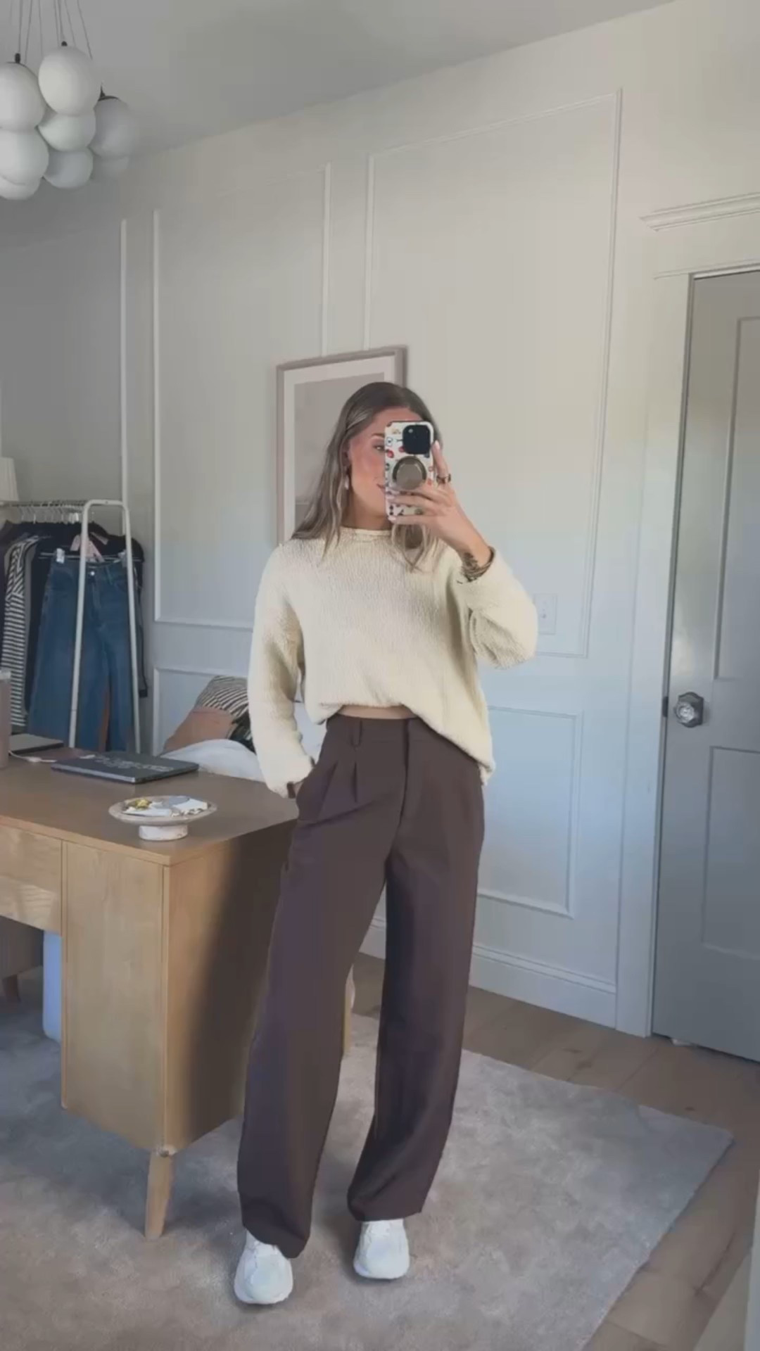 Sporty vibe outfit that would still be cute for the office!

office outfit 
oversized sweater 
trousers  

 

#LTKSeasonal #LTKFindsUnder100 #LTKWorkwear