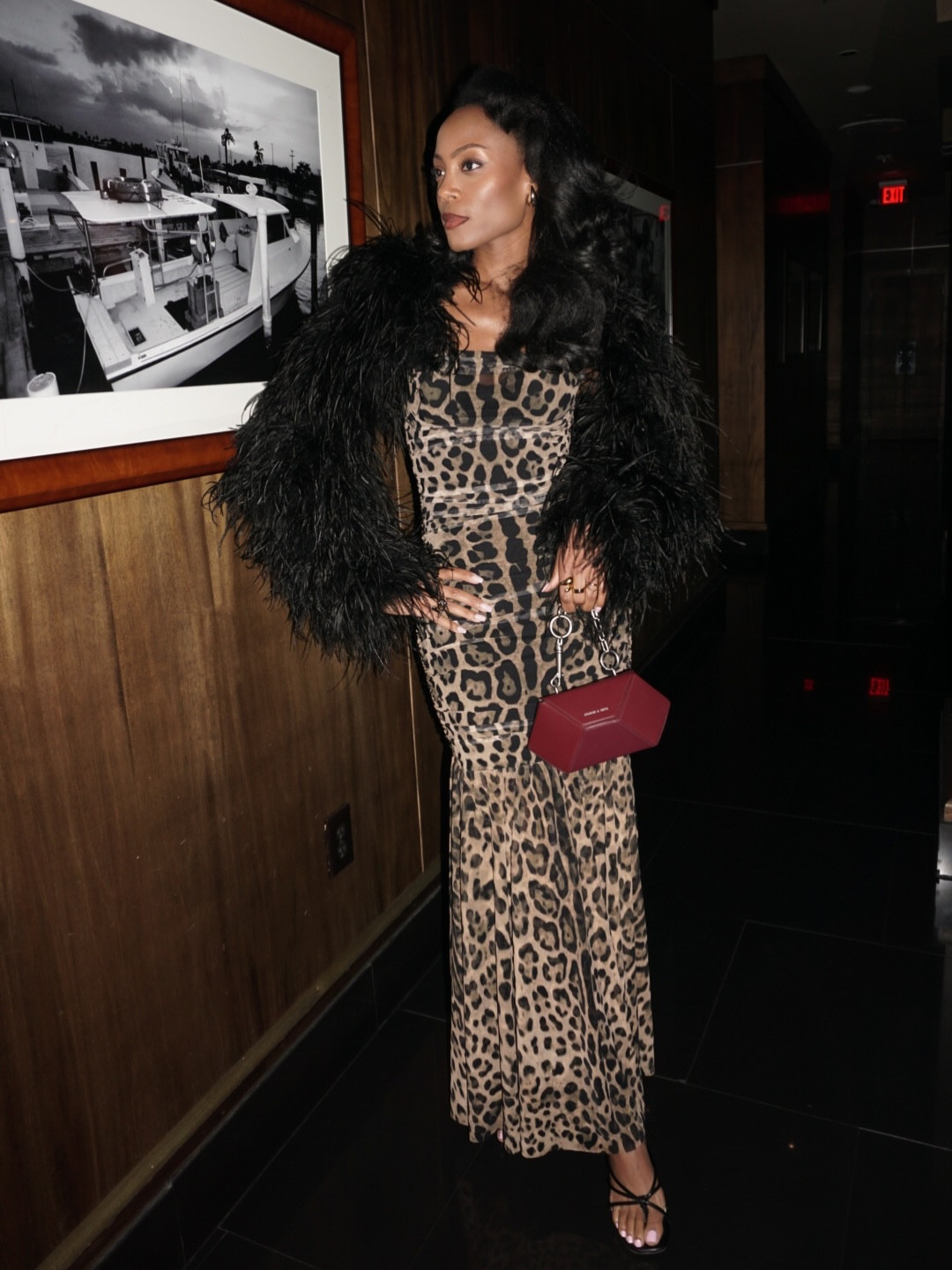 Having My Cake. Eating It Too. 

Only comments related to the number ATE allowed below. 😆

Happy New Year Lovelies🥂✨

Dress @ta3 
Bolero Custom 
Bag @charleskeithofficial 

#dallascontentcreator #dallasinfluencer #dallasfashion #dallasstyle #happynewyear