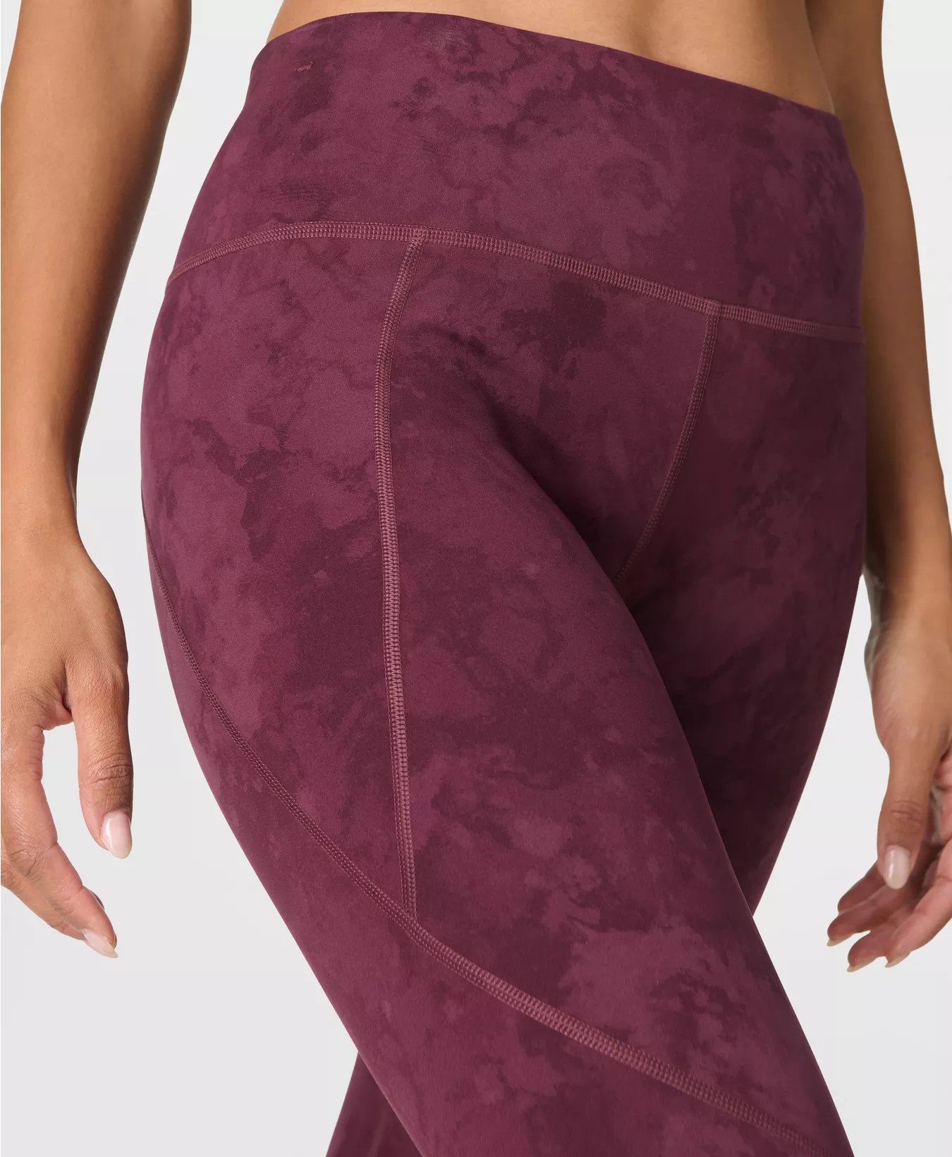 Power Pace 7/8 Gym Leggings - Red Texture Tie Dye Print | Women's Leggings | Sweaty Betty | Sweaty Betty UK