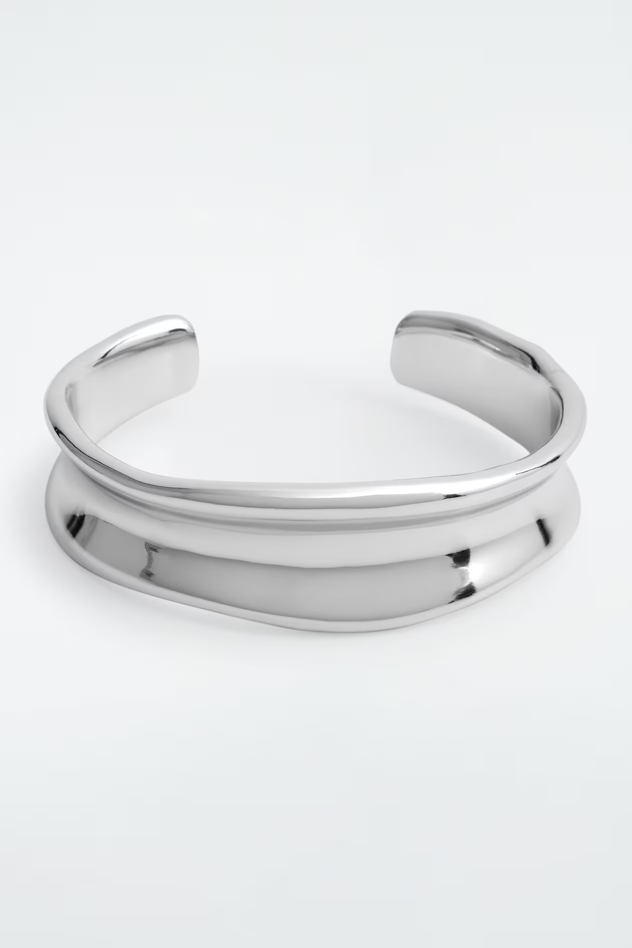 SLIM SCULPTED CUFF - SILVER | COS UK
