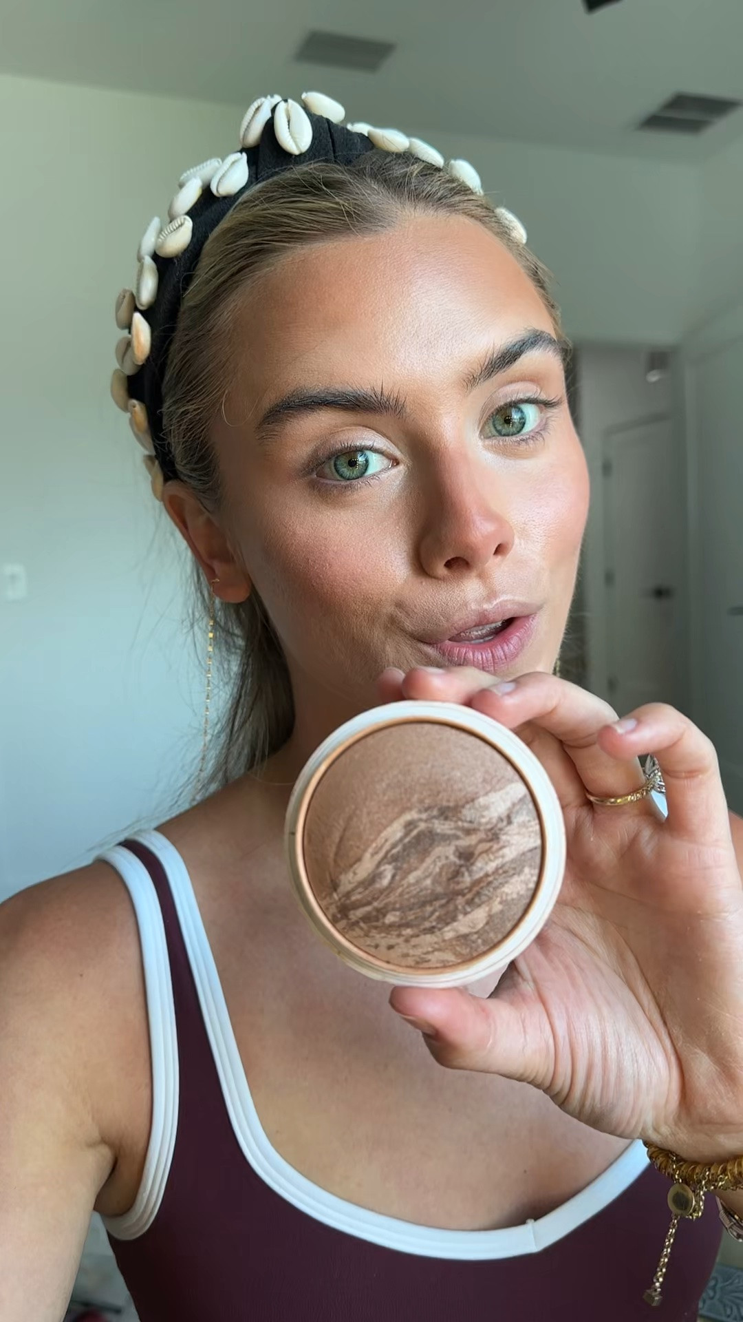 Dibs beauty my code is SLOANE. My favorite product is the dibs beauty baked bronzer in shade Carmel cappuccino but I also love spiced chai. Awaken sun-kissed skin with DIBS Beauty's Duet Baked Bronzer, a talc-free duo with jojoba, macadamia & hibiscus oil for a bronzed, blurred rolling glow @dibsbeauty            @ulta

#LTKgrwm #LTKselfcare #LTKBeauty