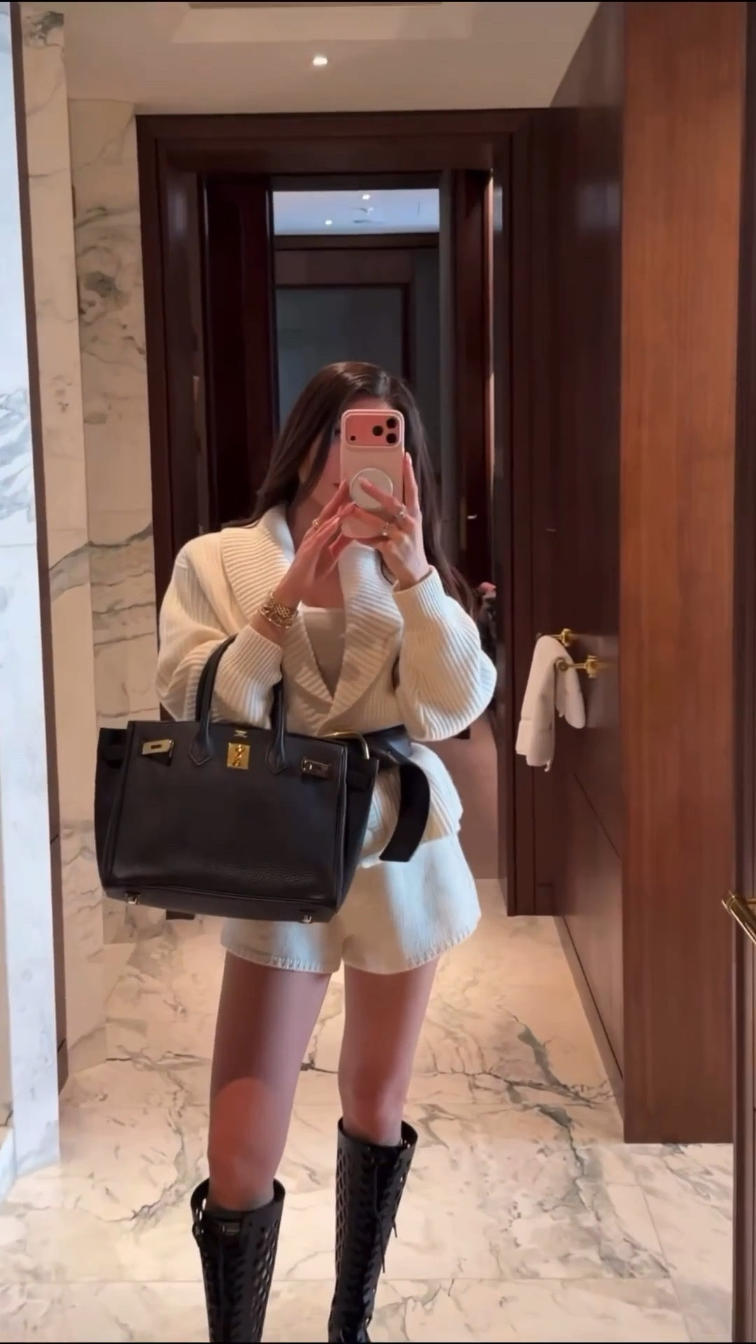 #OOTD for a shopping day in Londonn

#LTKspring #LTKbag #LTKuk