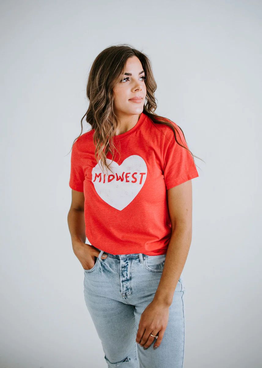 Midwest Love Graphic Tee | Lauriebelles