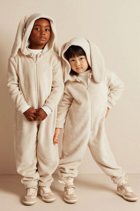 Kids bunny jumpsuit 

#LTKfamily #LTKSeasonal #LTKkids