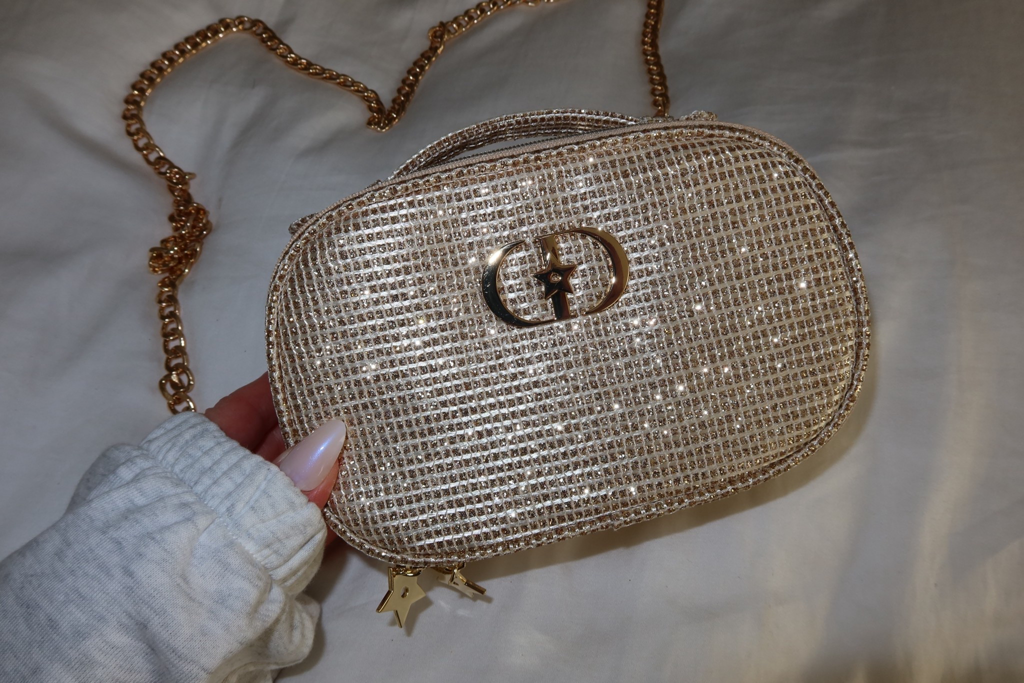 Dior beauty gift set, Dior bag, Dior makeup gift set 

#LTKCyberWeek #LTKHoliday #LTKGiftGuide