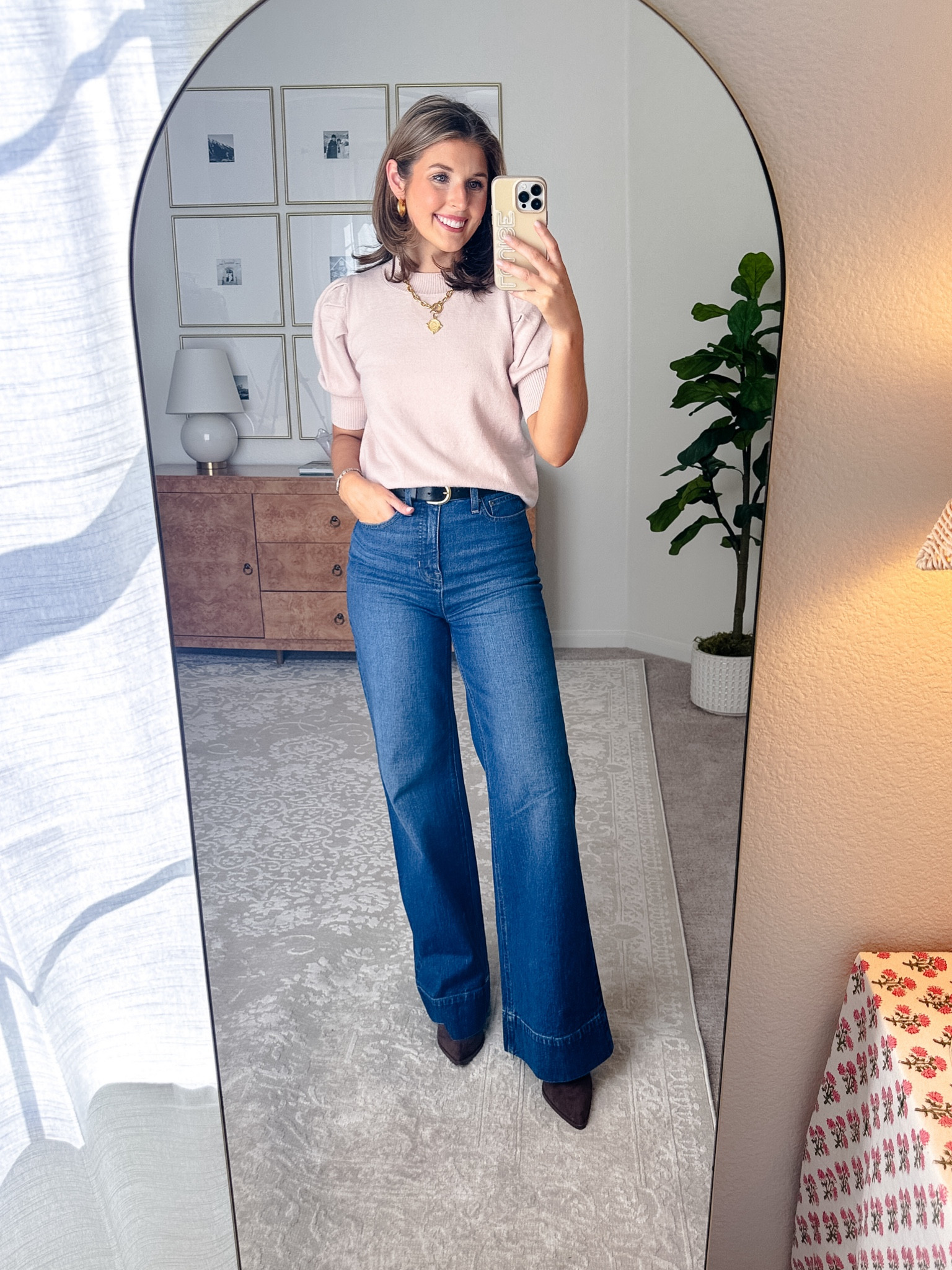 Fall outfit idea! Wearing a S in top and 25/reg in jeans

#LTKStyleTip