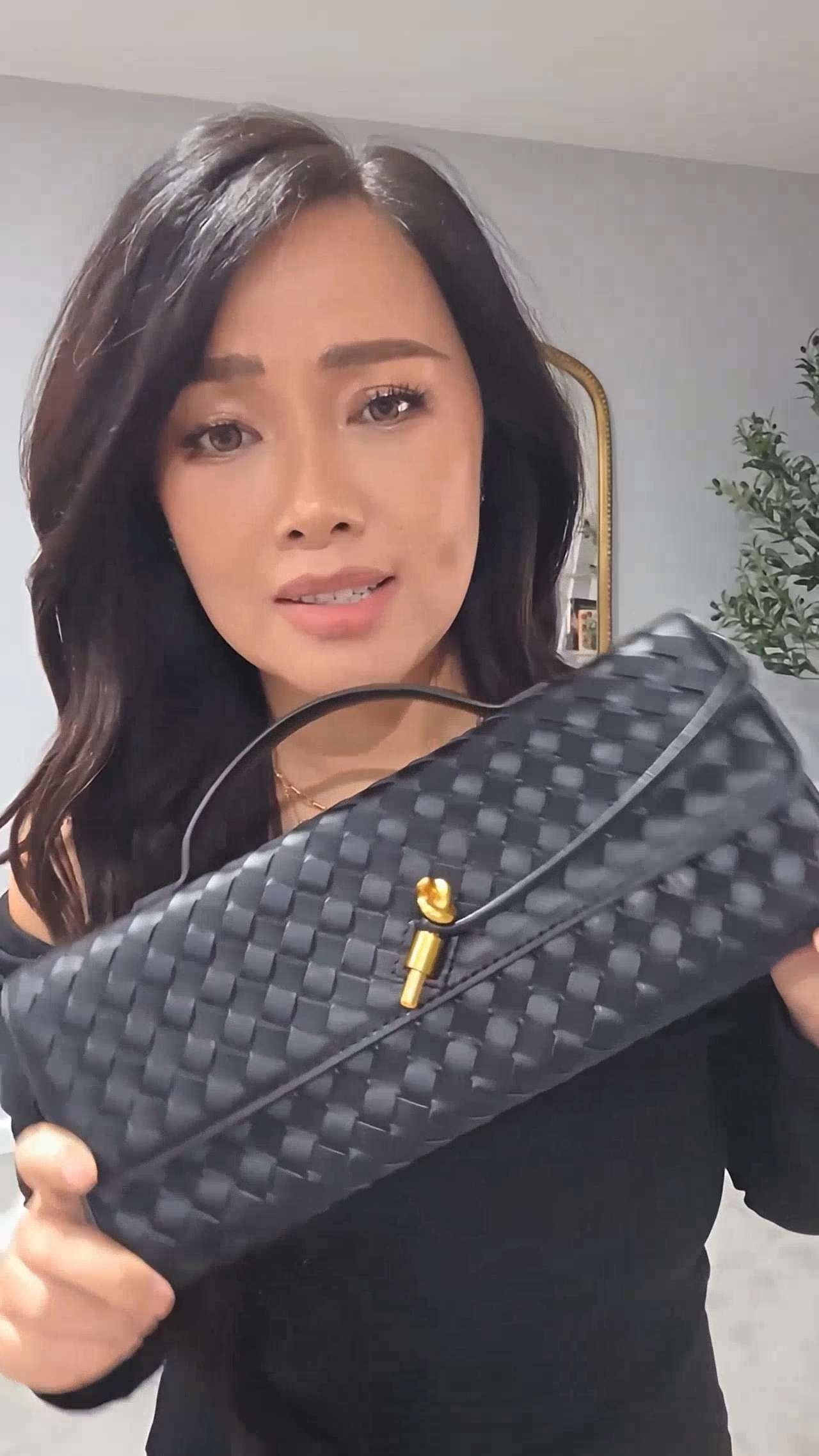 @walmartfashion  

👜✨ Designer look, Walmart price ✨👜
These handbags have all the chic without the scary price tag. From structured totes to trendy crossbodies, Walmart is serving up styles that look luxe but are totally budget-friendly. 💕 Because looking polished shouldn’t cost a paycheck! 

 #walmartpartner #walmartfashion #WalmartFashion #HandbagGoals #LTKfinds #LTKSaleAlert #LTKStyleTip #LTKItBag