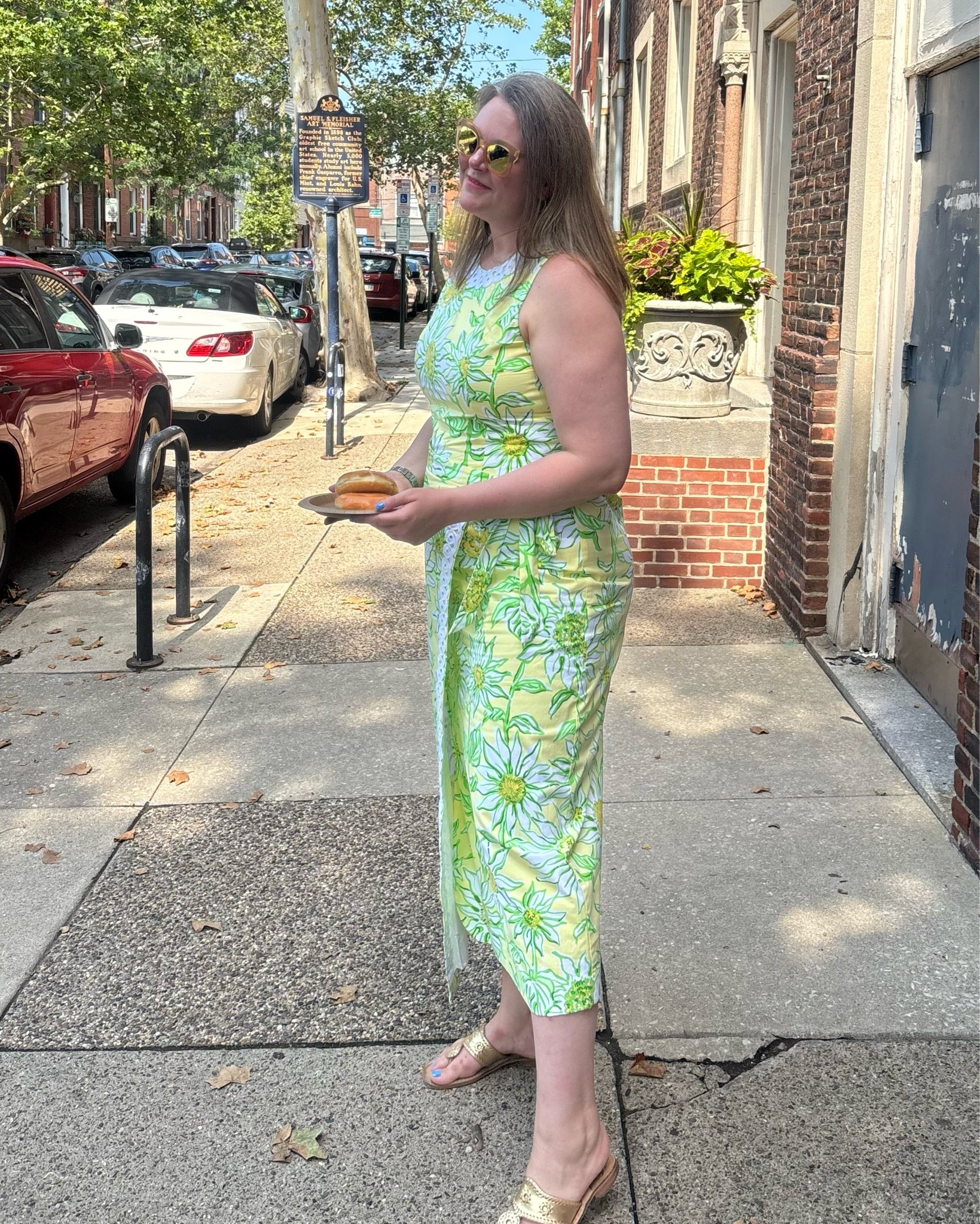 Very 1960s-ish 💛💚

#LTKMidsize #LTKOver40 #LTKSeasonal