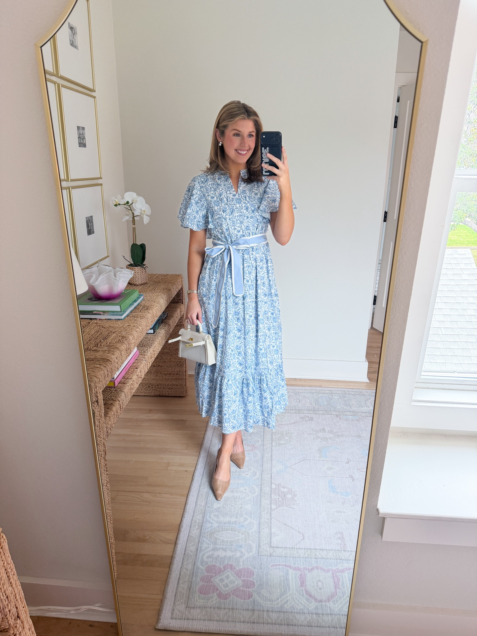 Easter outfit idea! Wearing a S in dress