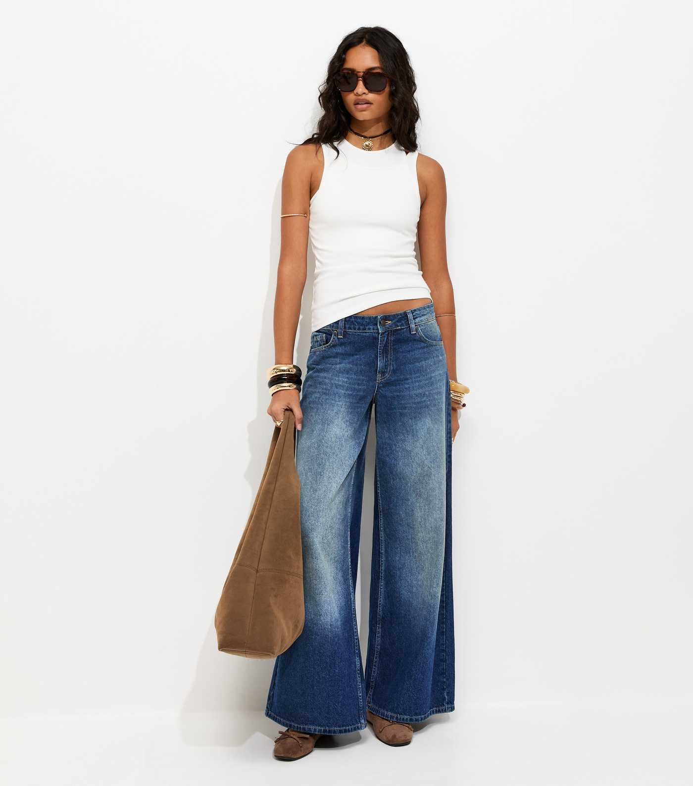 Dark Blue Wash Low Rise Super Wide Leg Jeans | New Look | New Look (UK)