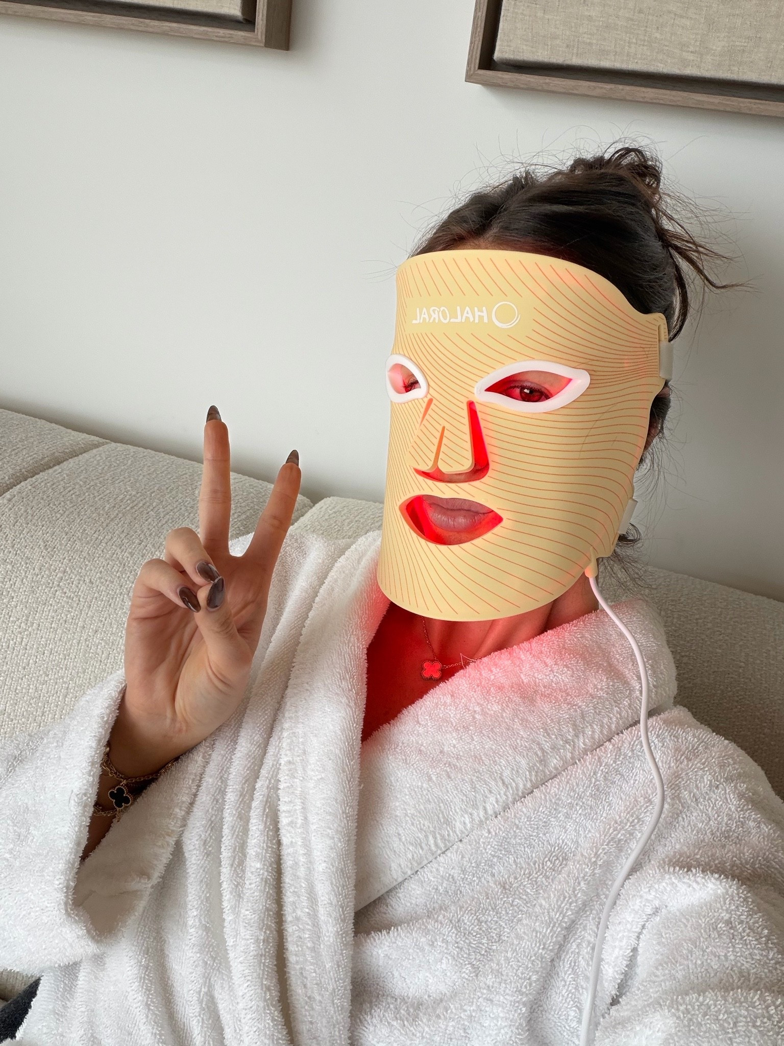 Amazon prime deal for red light masks

#LTKBeauty #LTKmorningroutine #LTKSaleAlert