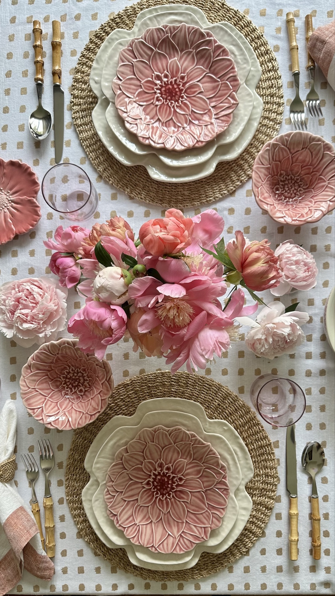 Spring Tablescape Inspo 

#LTKparties #LTKsalealert #LTKhome