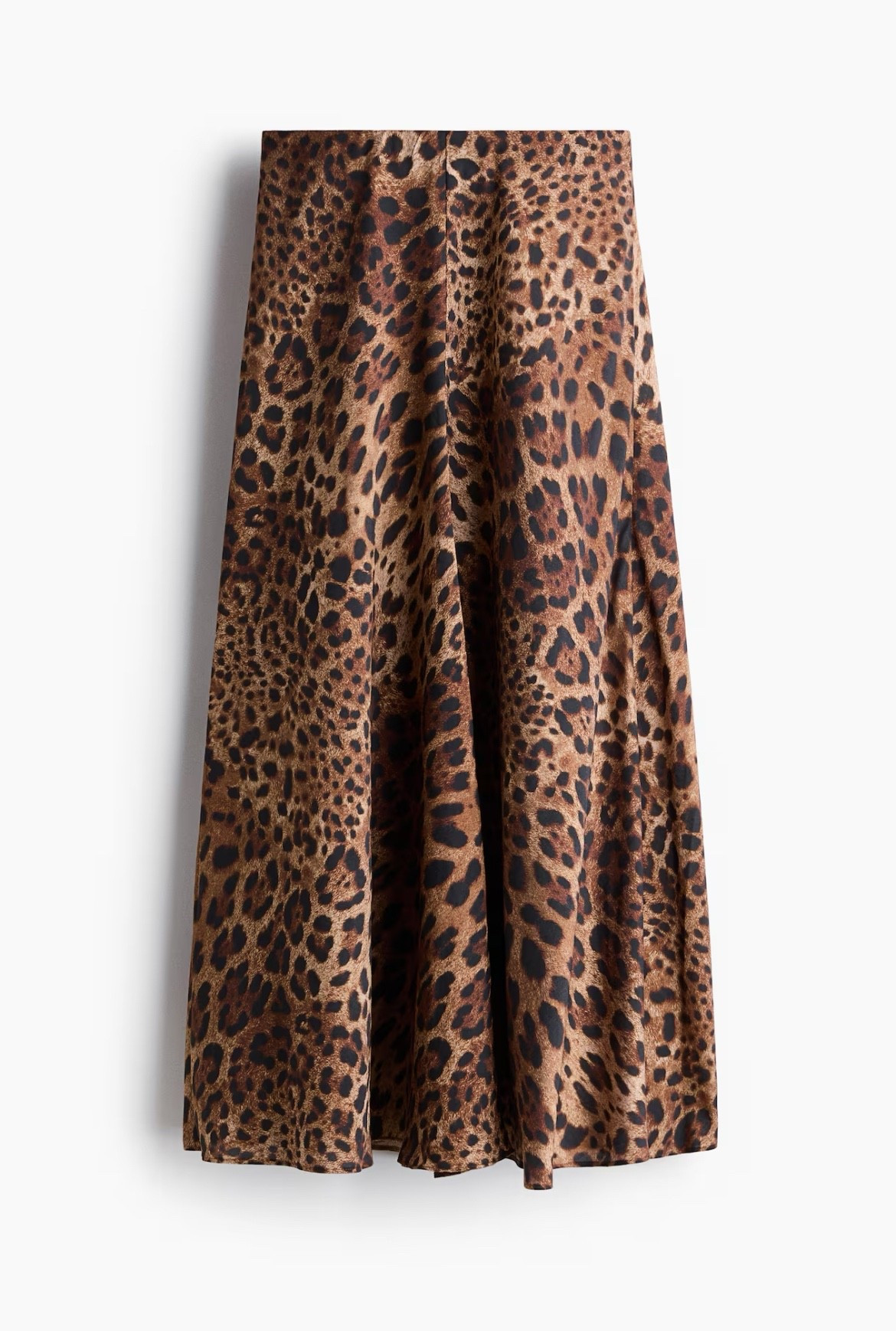 Leopard print midi skirt 

#LTKSeasonal