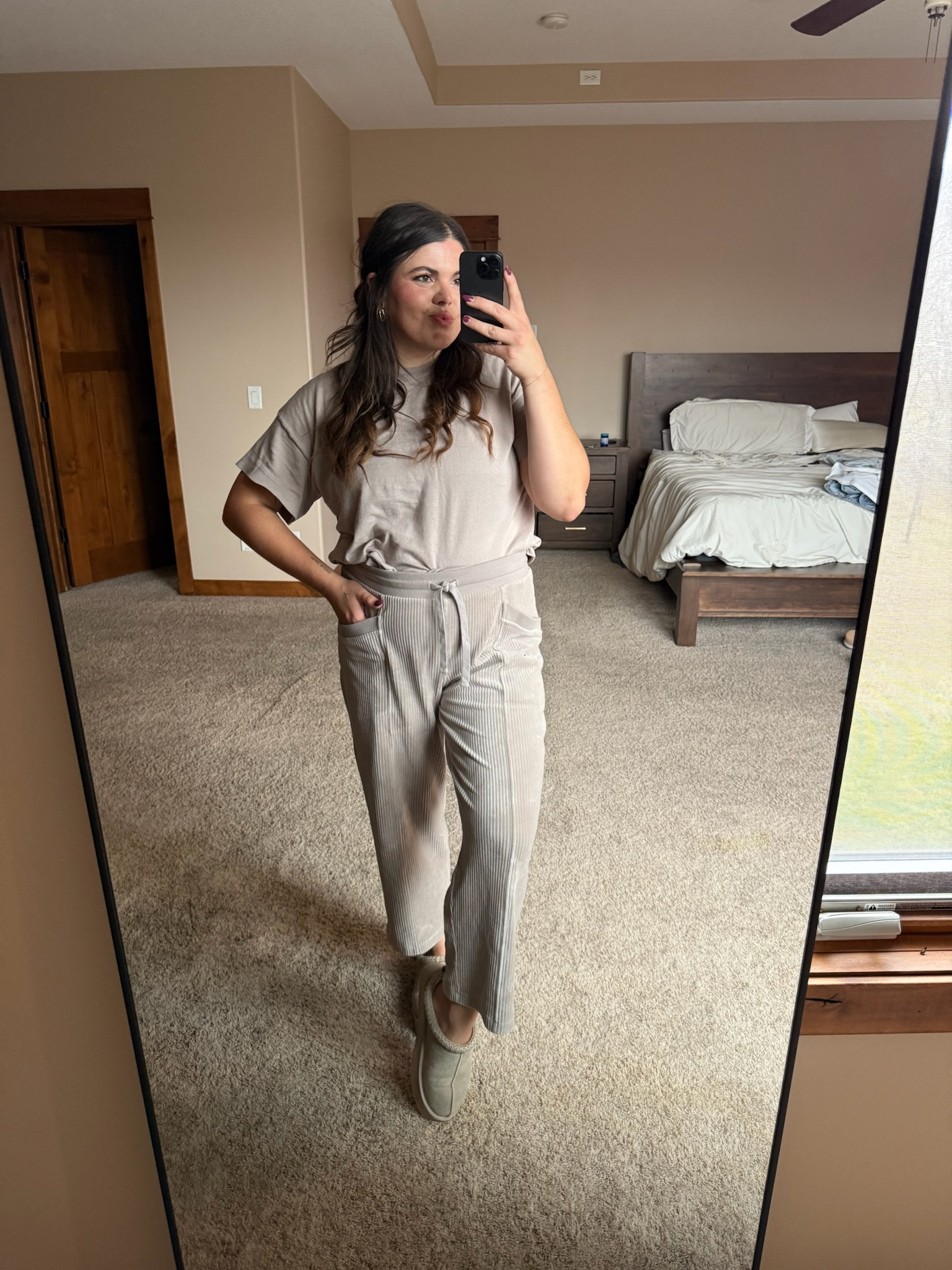 Keep it simple and stylish with everyday casual outfit ideas perfect for running errands, meeting friends, or relaxing at home. These versatile wardrobe staples are comfortable and easy to mix and match for any laid-back occasion. Shop the essentials now!

Everyday style, casual outfits, comfortable fashion, versatile wardrobe, casual chic, effortless looks, laid-back style, cozy casual, wardrobe staples, casual outfit inspiration.

#LTKSeasonal #LTKMidsize #LTKStyleTip