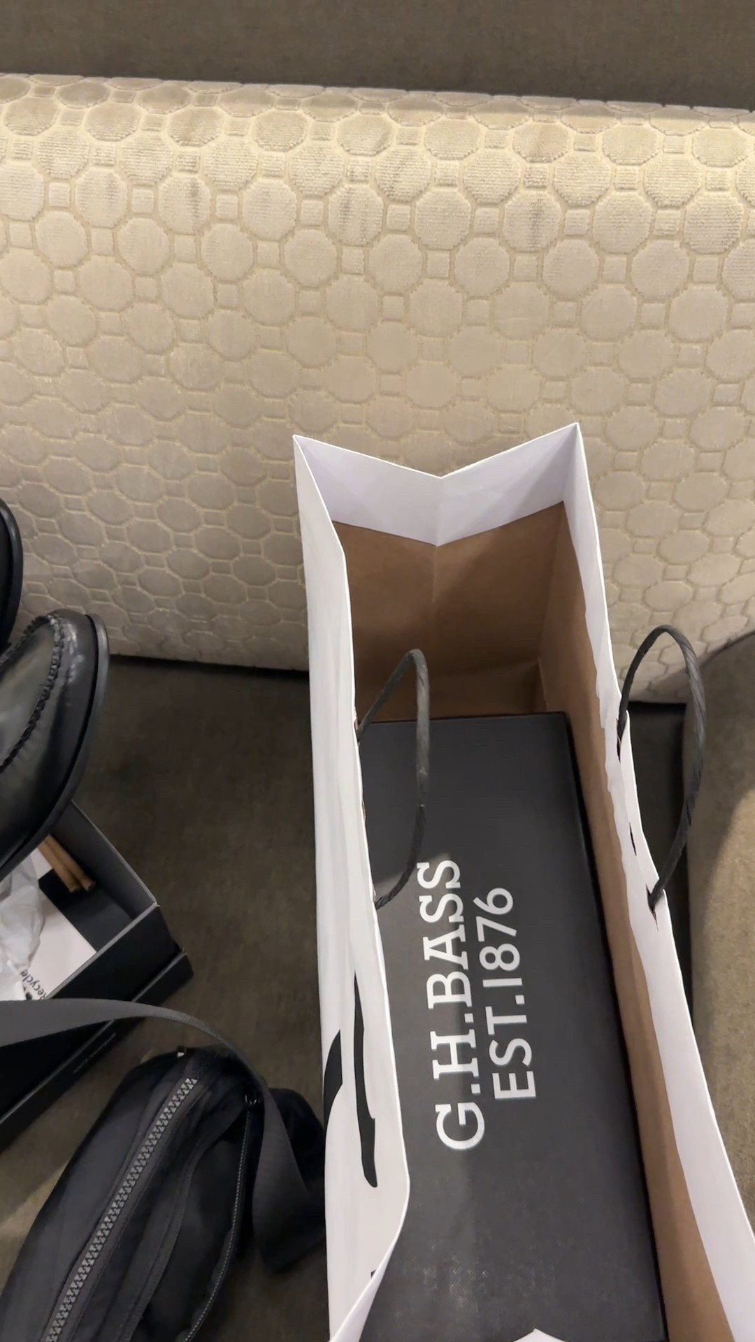 Penny loafers have helped me elevate my style game soo much, even for casual outfits. I went from a white sneaker girlie to a loafer girlie and I love it here 😍 highly recommend gh bass, the inventor of the penny loafer #giftguide #giftguideforher #cyberweek #cybermonday #blackfriday #ghbass #loafer #ootd #fashion #pennyloafer 

#LTKGiftGuide #LTKCyberWeek