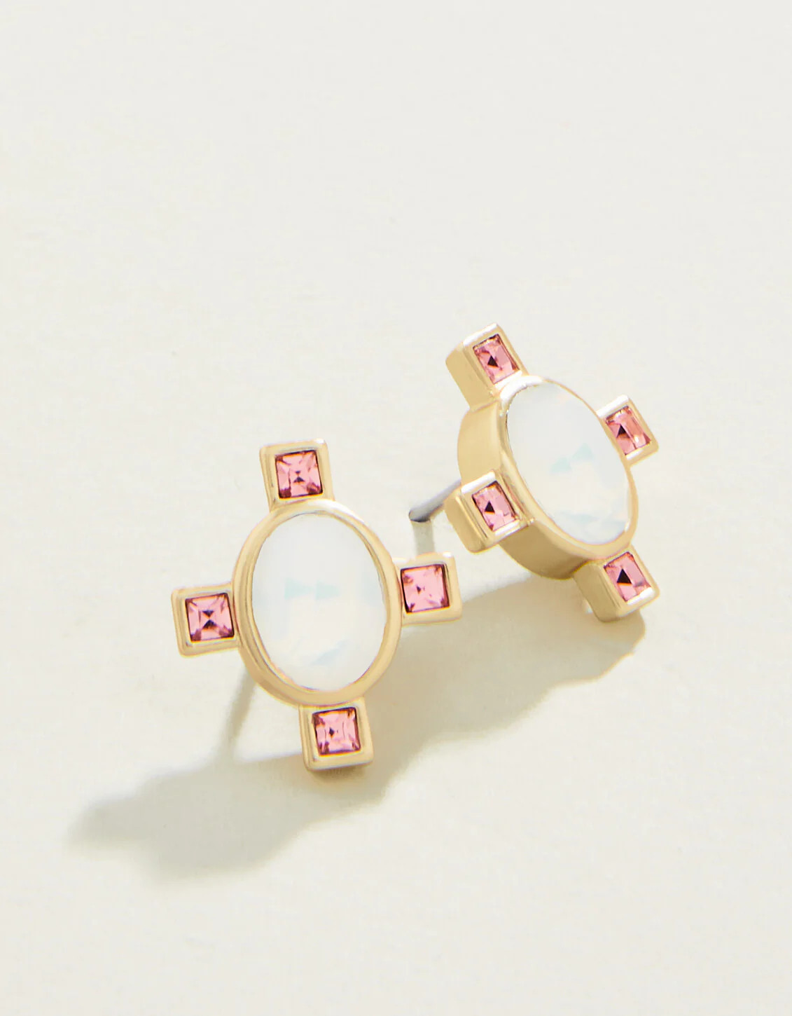 Duchess Stud Earrings White Opal | Spartina 449
