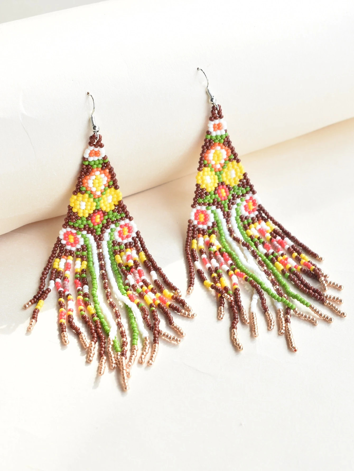 EMERY ROSE Color Block Beaded Tassel Drop Earrings | SHEIN