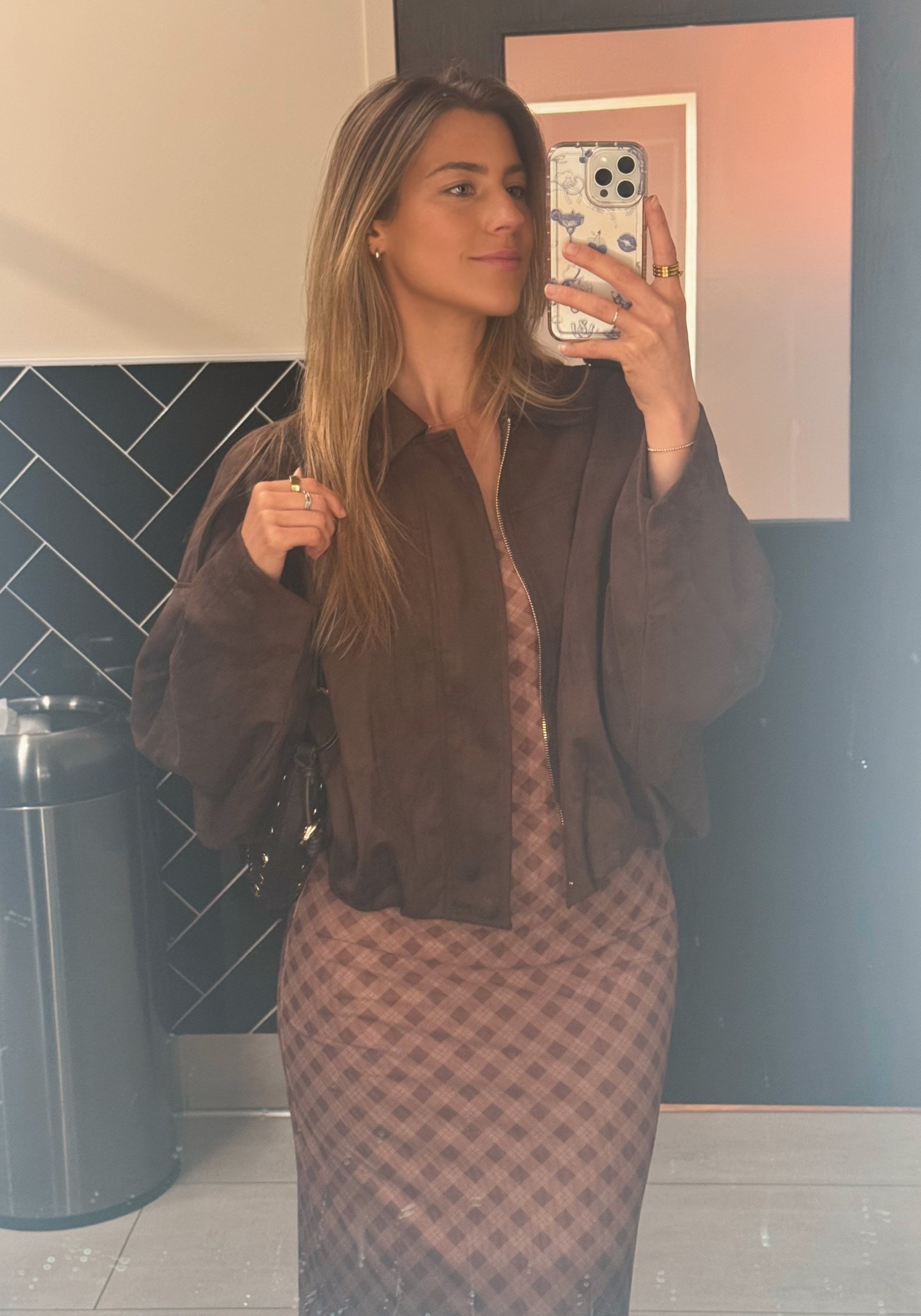 give me all brown everything🤎 wore this to my friends baby shower but I kept saying I could wear this fit to stagecoach and fit right in🙂‍↕️

The jacket is very oversized - I’m usually a M but I got a S but I could have prob even sized down to an XS
Dress - TTS
Boots - TTS

#LTKAmazon 

#LTKootd #LTKFestival