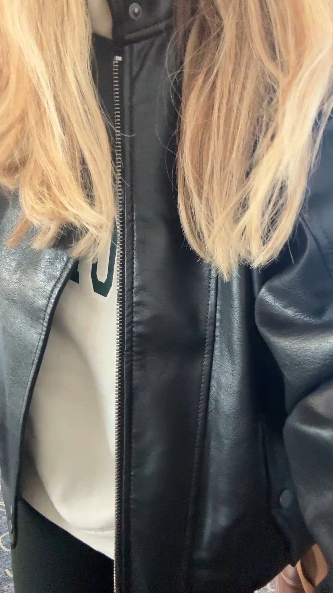 Travel OOTD! Use code denimaf for extra 15% off jacket 