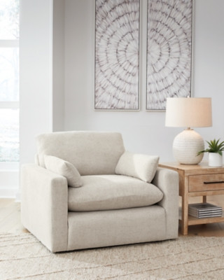 Refined Oversized Chair | Ashley Homestore
