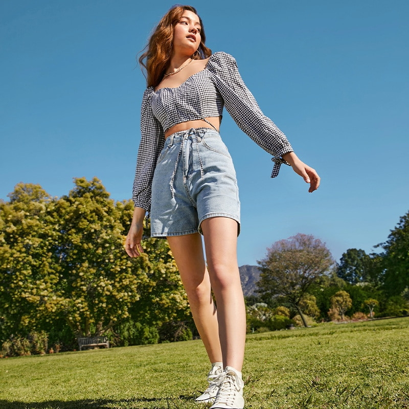 SHEIN EZwear Straight Leg Solid Denim Shorts | SHEIN
