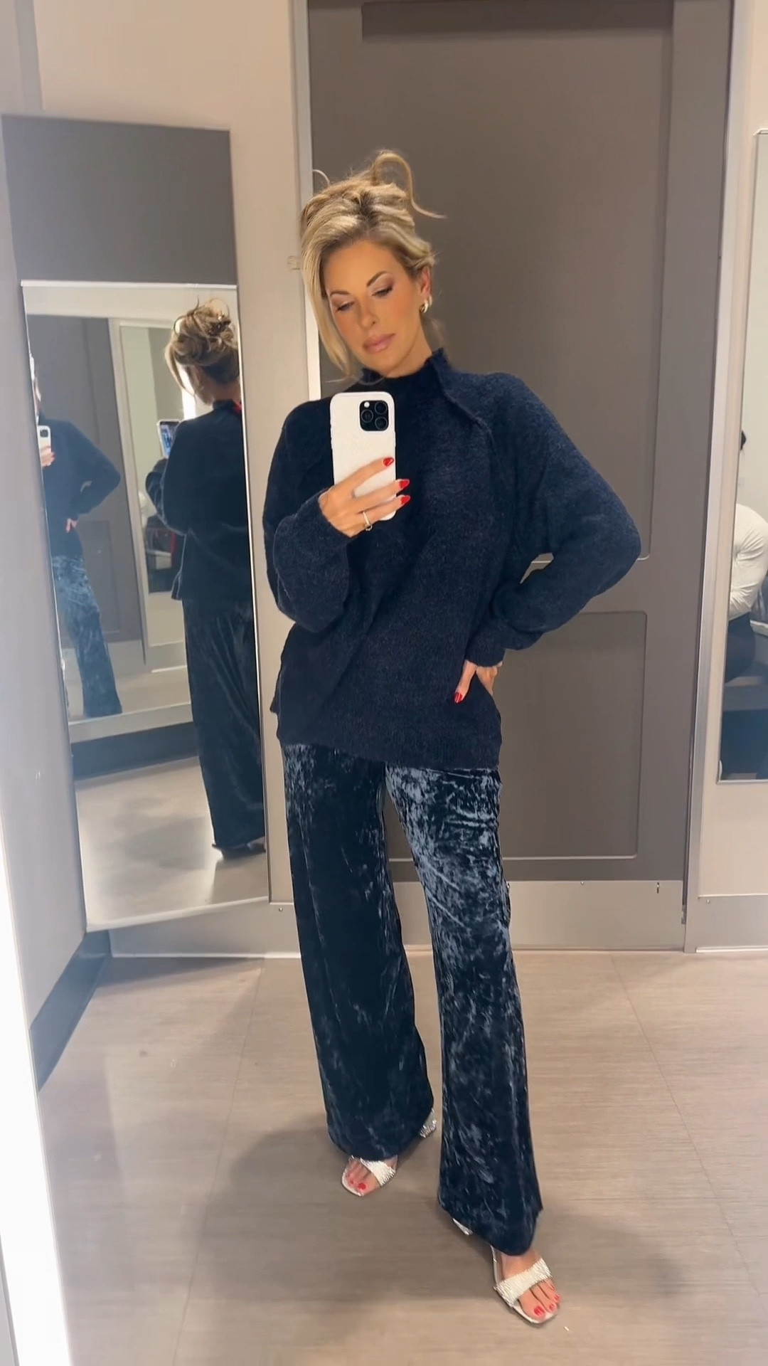 
⸻

Decking the Halls in a Monochromatic Moment ✨🎄
Nothing says festive and elevated quite like a full monochromatic look. This outfit is giving clean, polished holiday magic — effortless, modern, and so put-together without even trying.

If you’re into that sleek, timeless vibe for the season, this is the combo you’ll want on repeat. Sophisticated but still cozy enough for all the holiday happenings. 🤍✨

Tap to shop this chic holiday moment!
#MonochromaticStyle #HolidayOutfit #WinterNeutrals #ChicAndCozy #HolidayFashionInspo #LTKFashion #LTKHoliday #LTKFinds

#LTKOver40 #LTKSeasonal #LTKHoliday