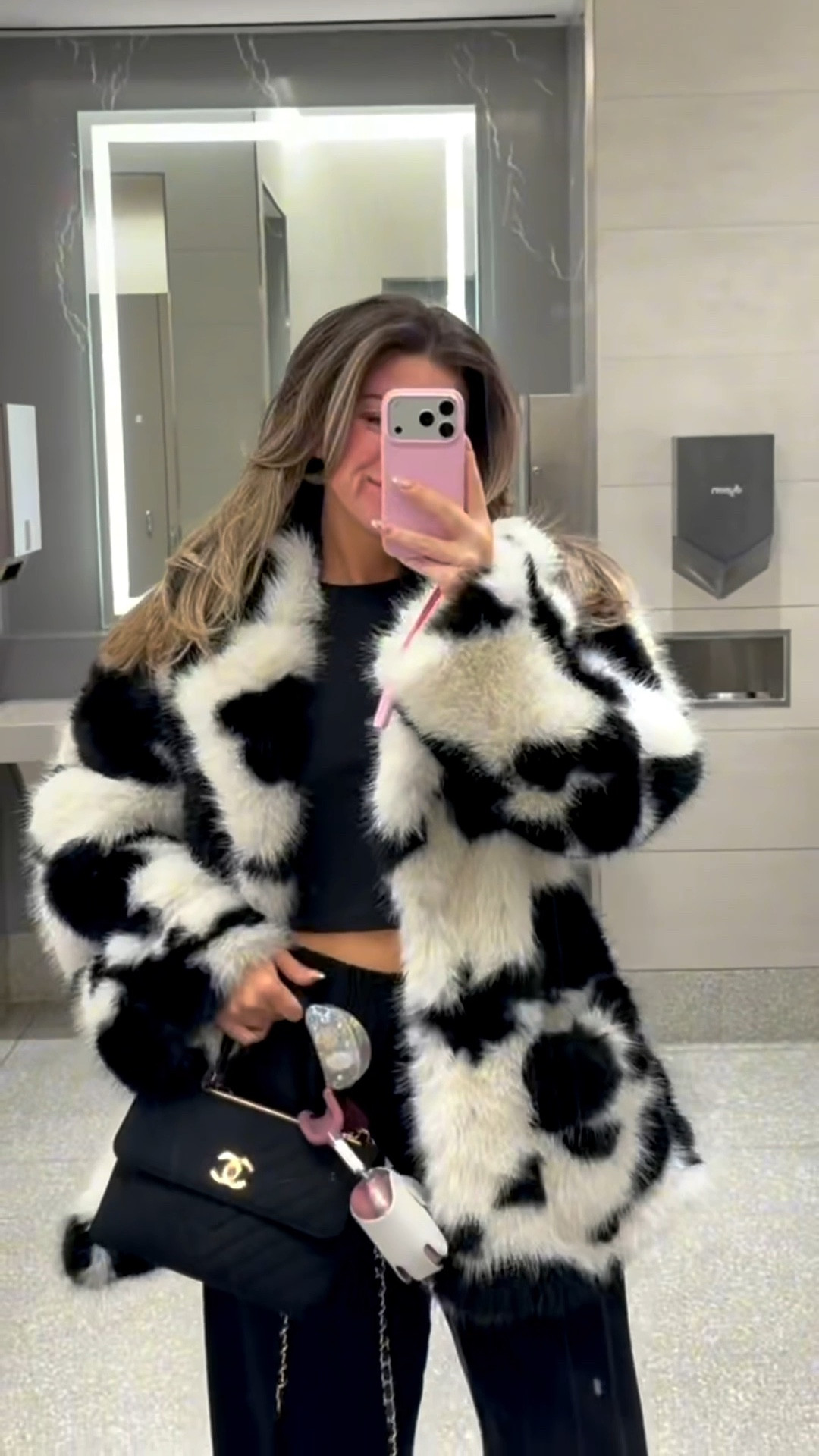 Travel blog for my trip to New York City for fashion week!

Revolve code: tulip
Vici code: emerson30

Wearing my usual smalls 

Travel fit
Airport look
Faux fur coat
Luggage
Travel essentials
Loungewear
Nighty


#LTKvlog #LTKNYFW #LTKTravel