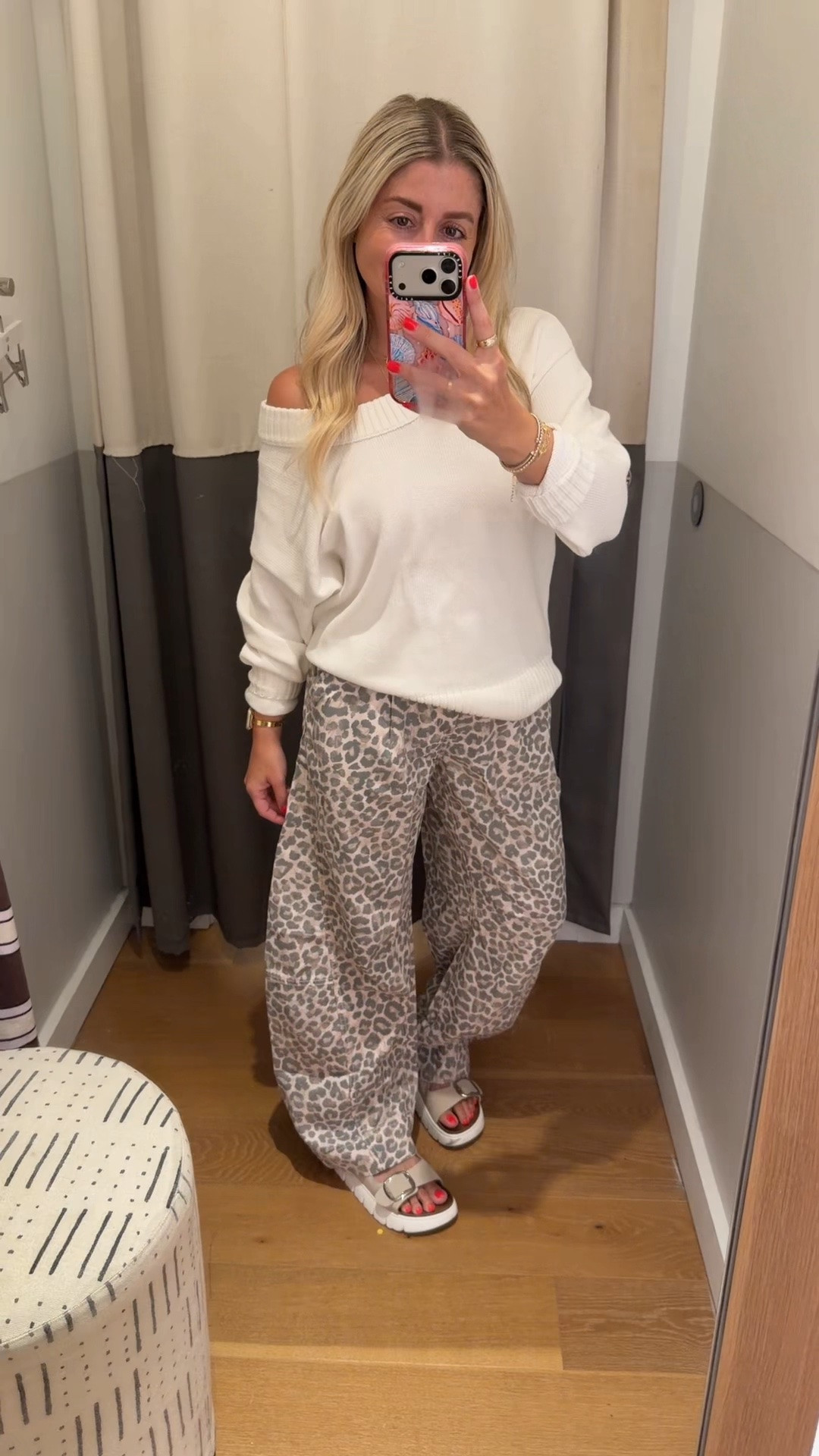 @Aerie early fall outfit
Sweater xxs
Leopard pants xs
Sandals tts

#LTKSaleAlert