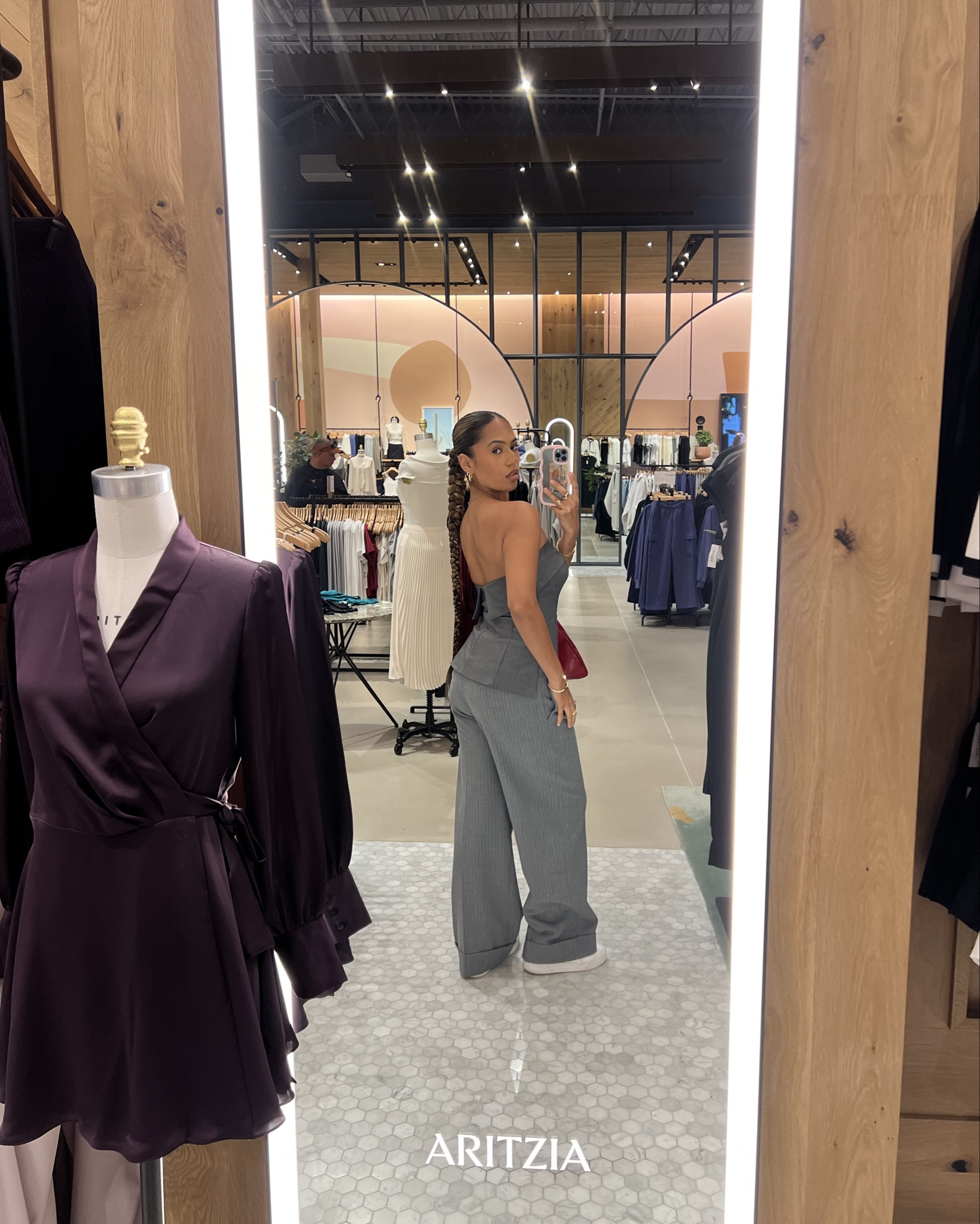 Work fit, very mindful, very cutesy🤍 

#workinspo #inspo #outfitinspo #aritzia 

#LTKStyleTip #LTKU #LTKWorkwear