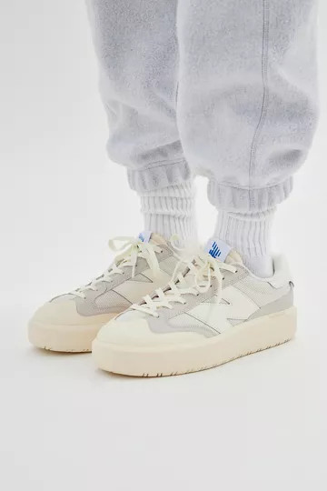 New Balance CT32 Platform Sneaker | Urban Outfitters (US and RoW)