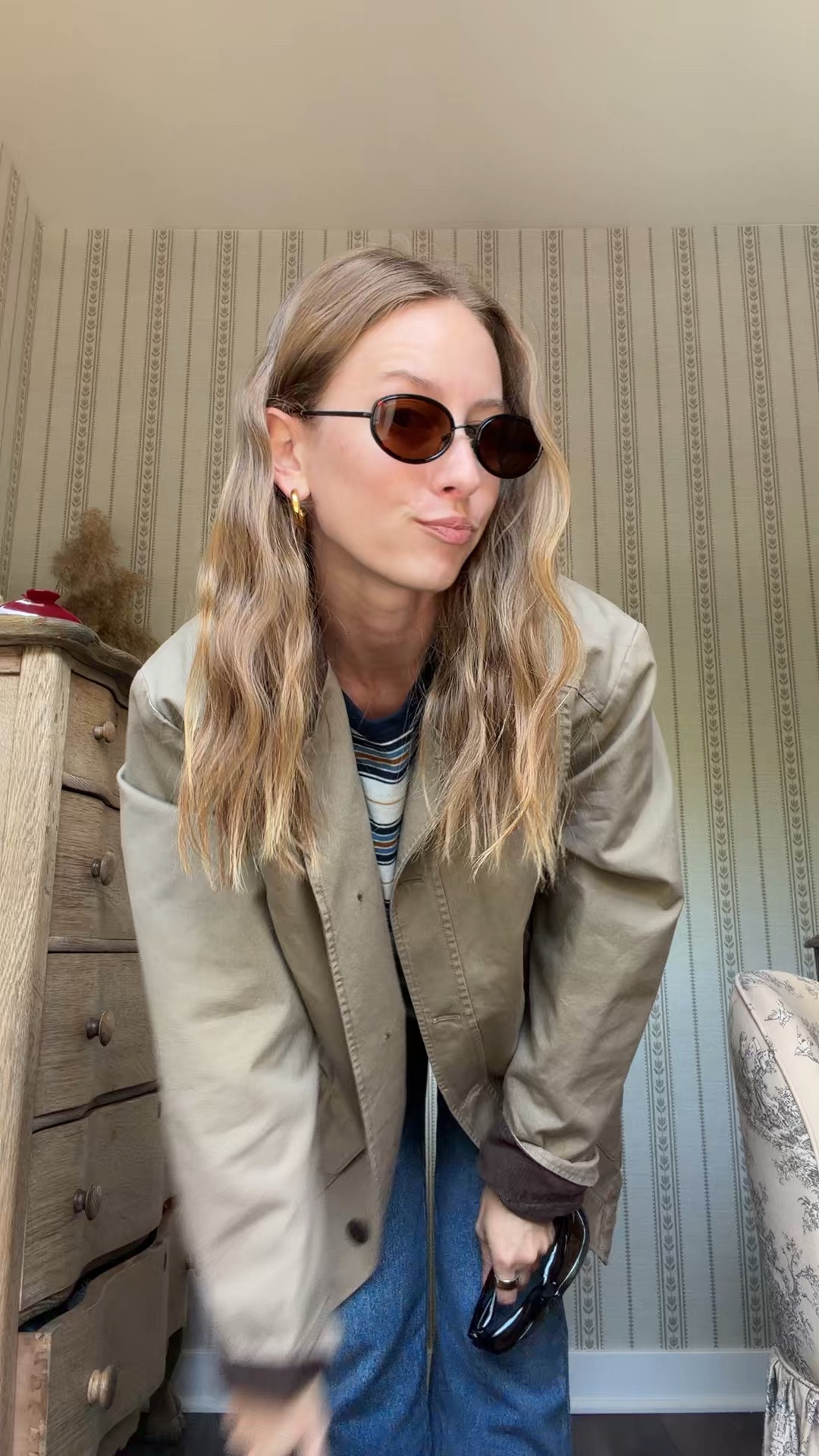 9/9/26 Amazon Sunglasses Haul + Fall OOTD 🕶️

Rounding up all of the sporty sunglasses from my latest Amazon haul — so many good, affordable pairs that make an outfit feel instantly cooler. 🕶️

#LTKgrwm #LTKootd #LTKSeasonal
