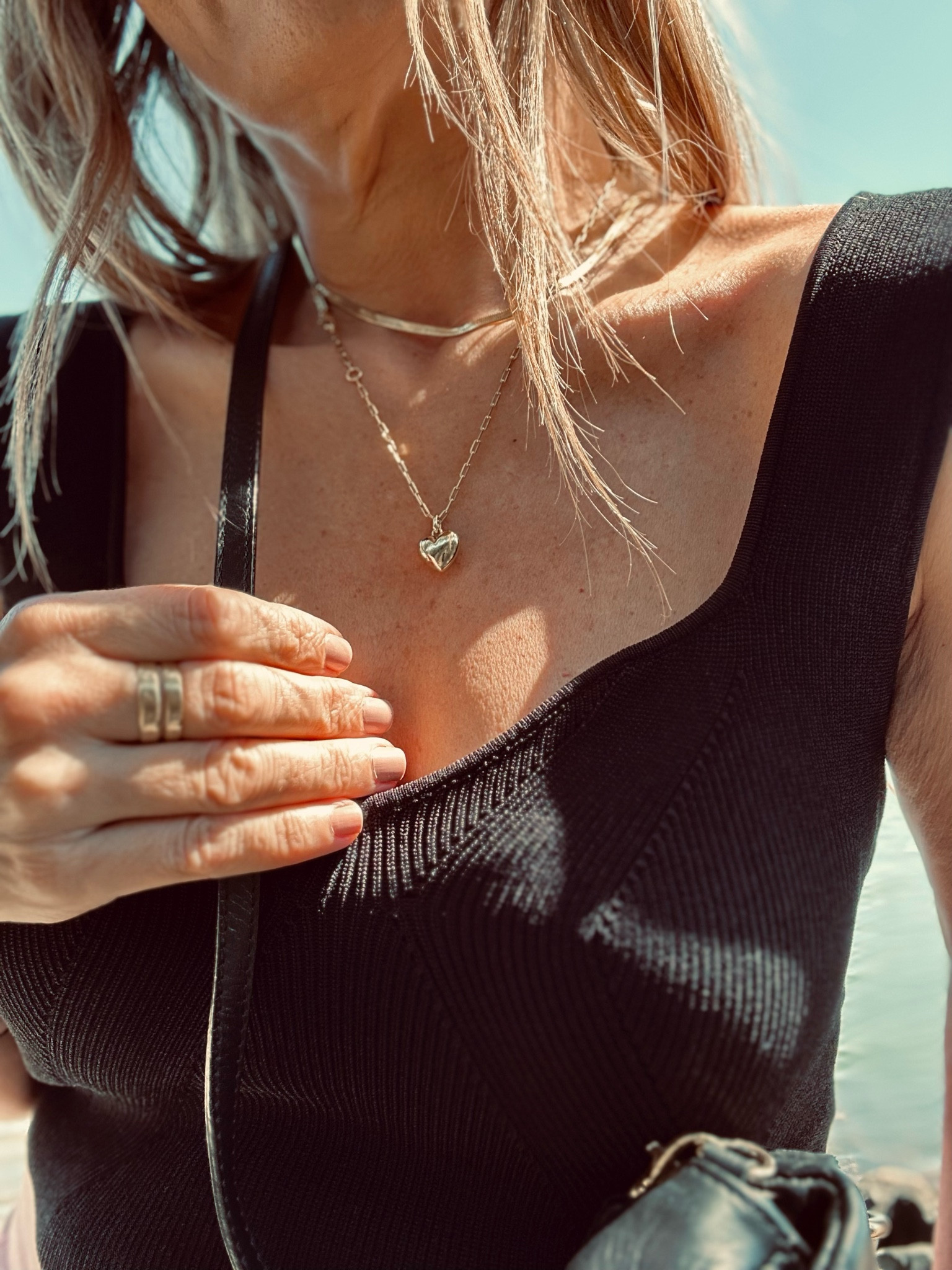 Obsessed with my Puffed Heart Necklace and Herringbone Chain Necklace from Ana Luisa. Layered together - pure perfection! 💛






#LTKfindsunder100 #LTKaustralia #LTKGiftGuide

#LTKOver40 #LTKStyleTip