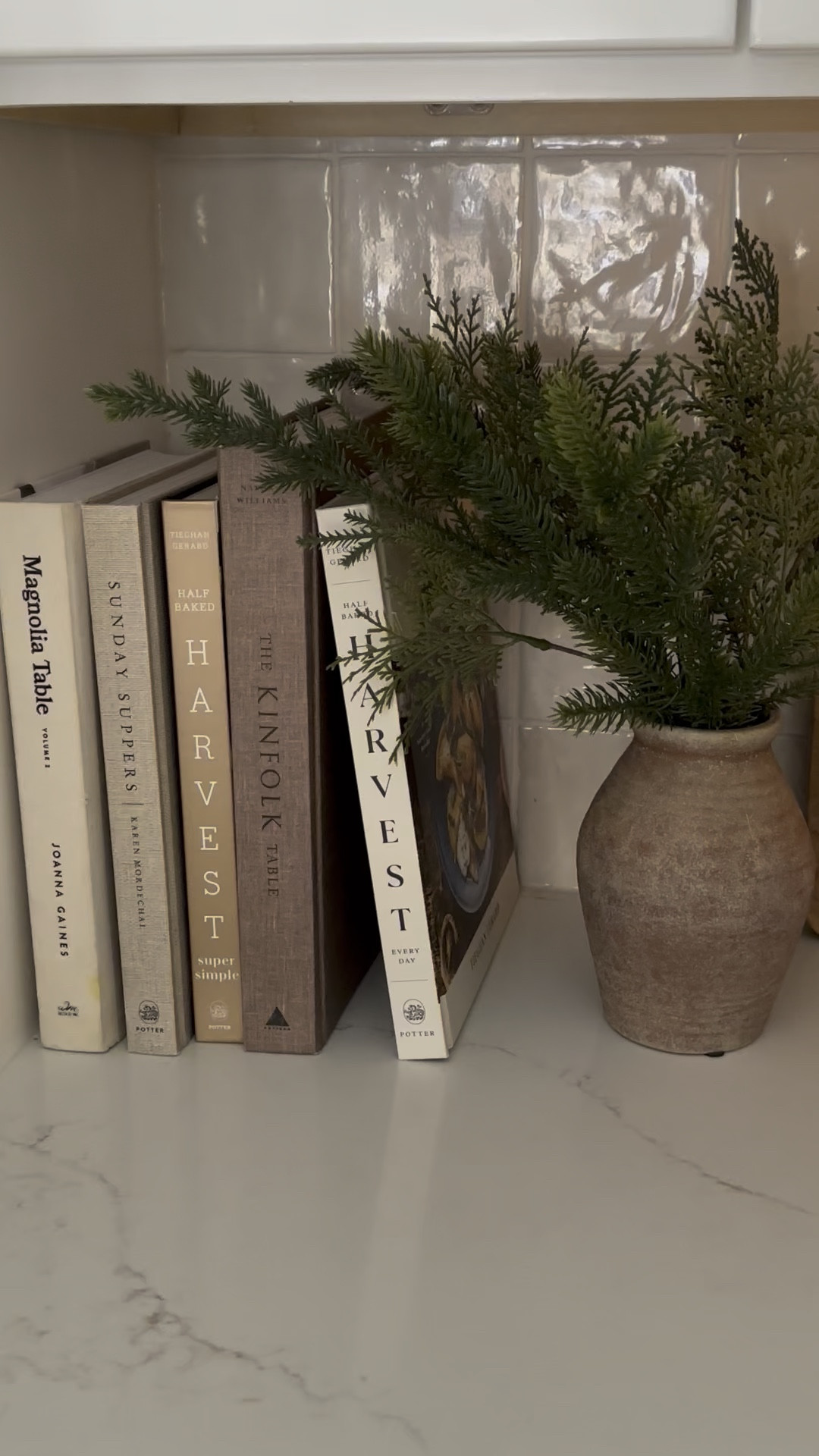 Kitchen details | kitchen styling 

#LTKHome #LTKFindsUnder100 #LTKFindsUnder50